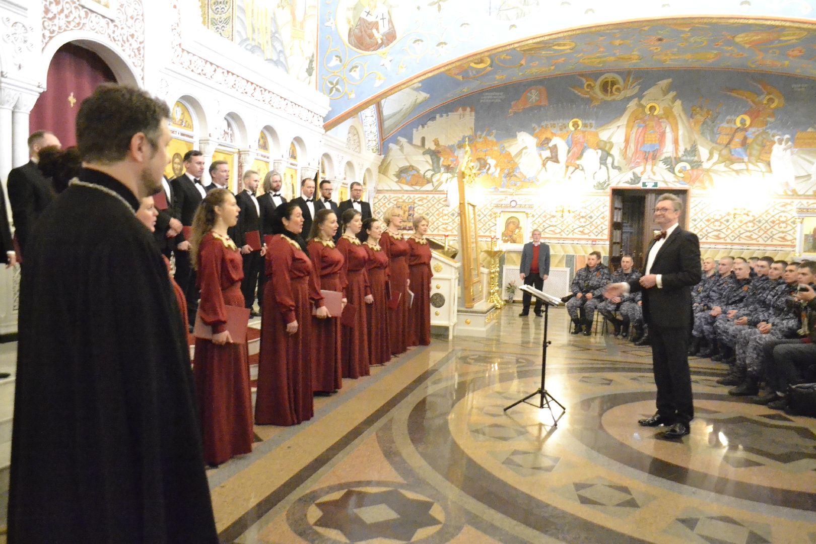 Балашиха, пасхальный фестиваль, патриарший хор храма Христа Спасителя, православие, Главный храм Росгвардии