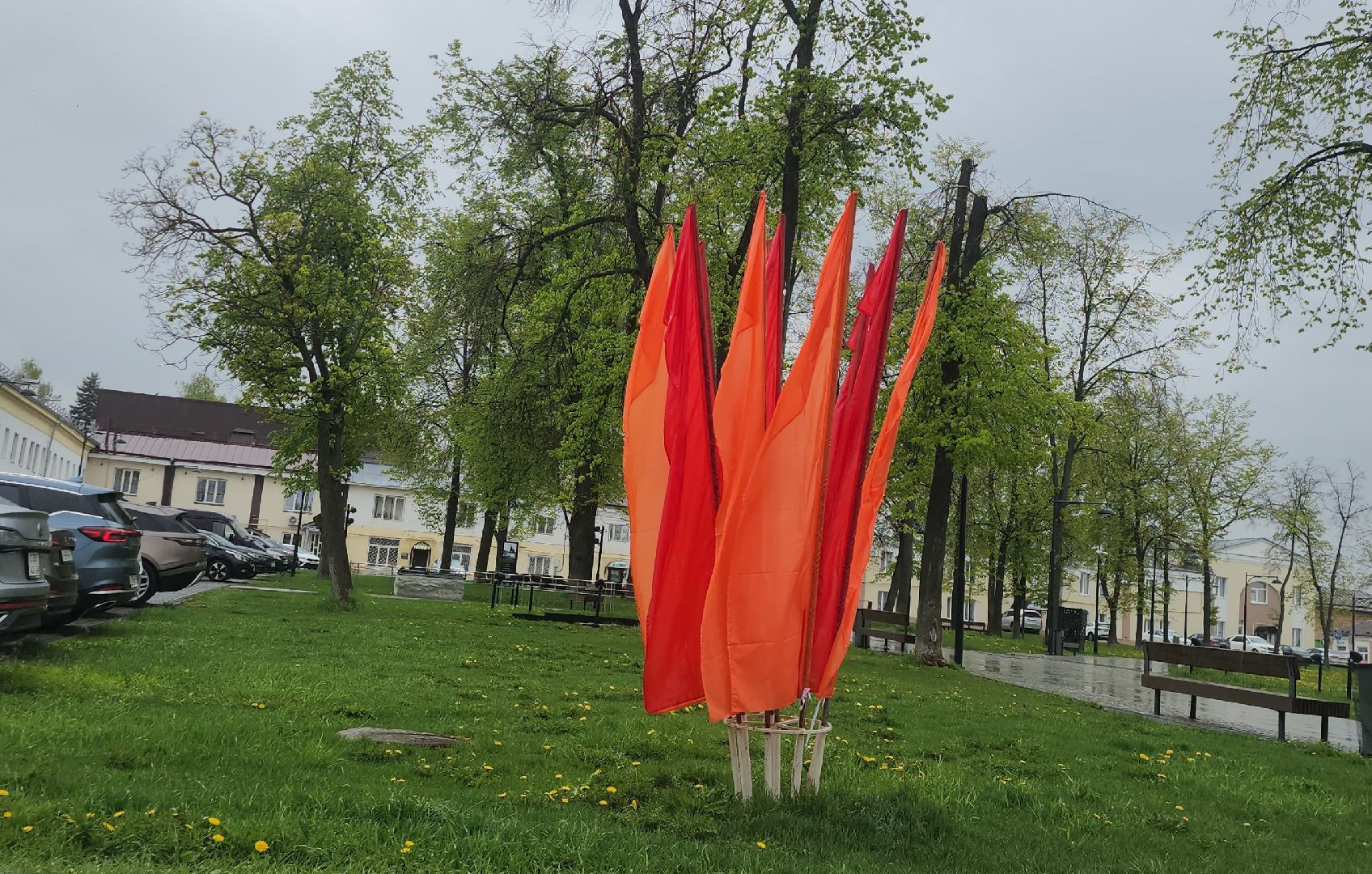 серпухов, подмосковье, 9 мая, украсили город,