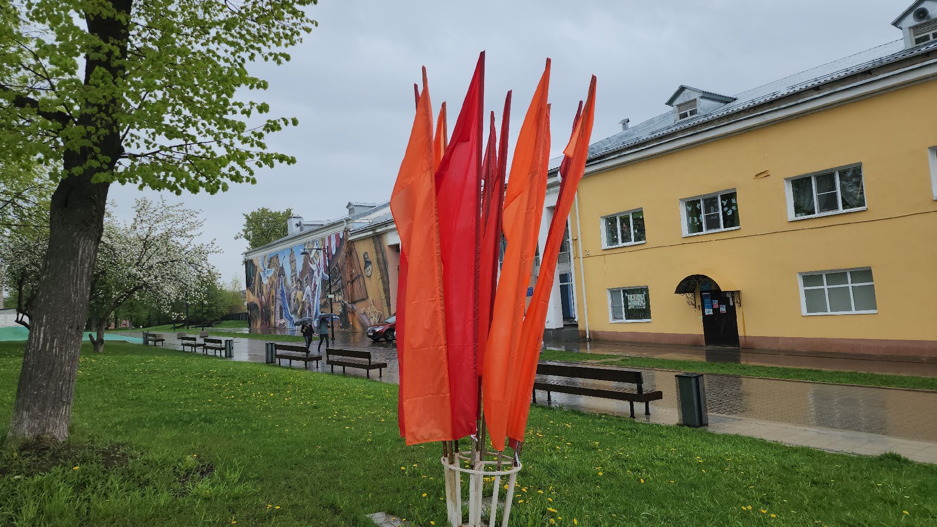 серпухов, подмосковье, 9 мая, украсили город,