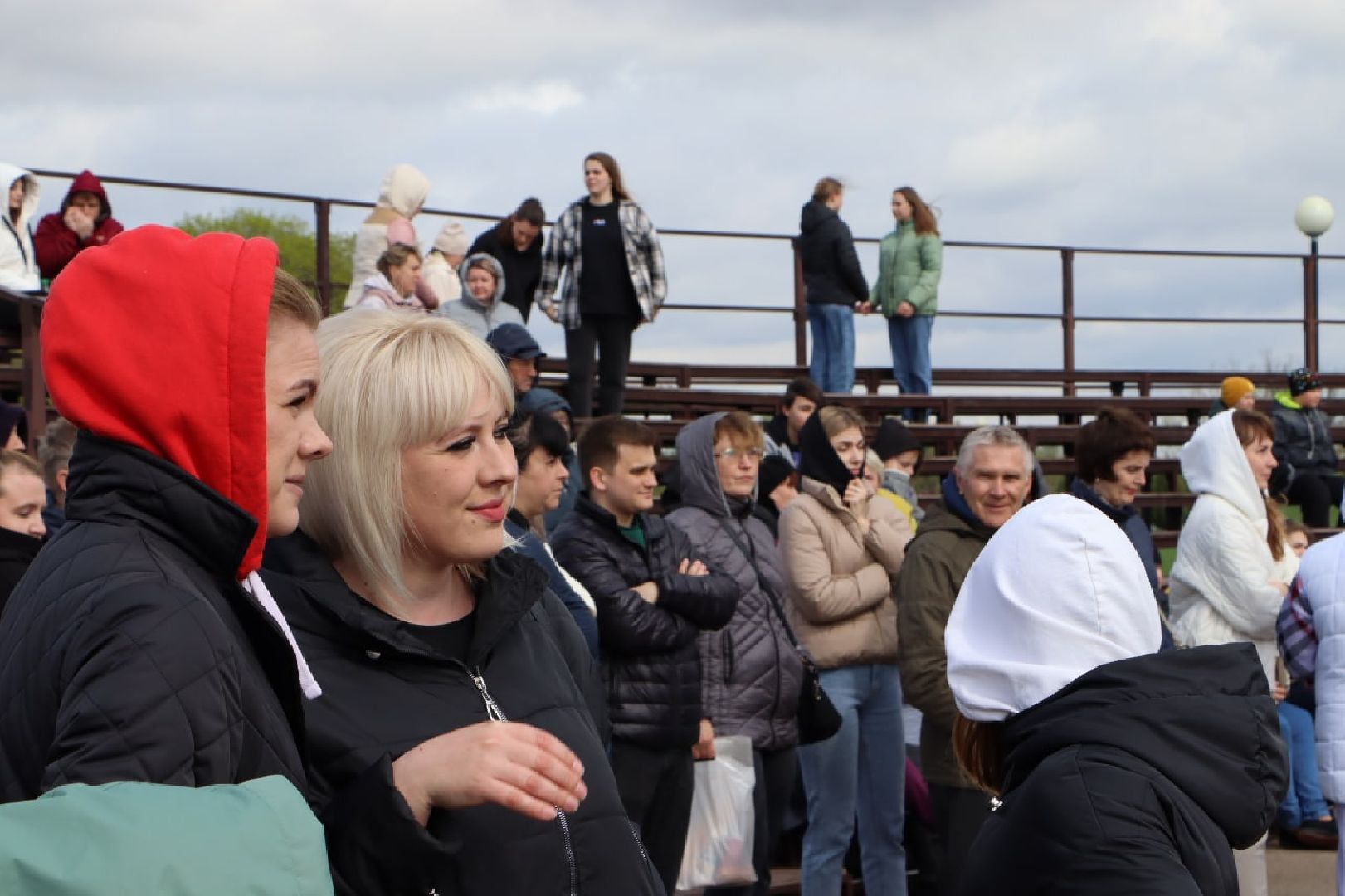 Серебряные Пруды, парк, на одной волне