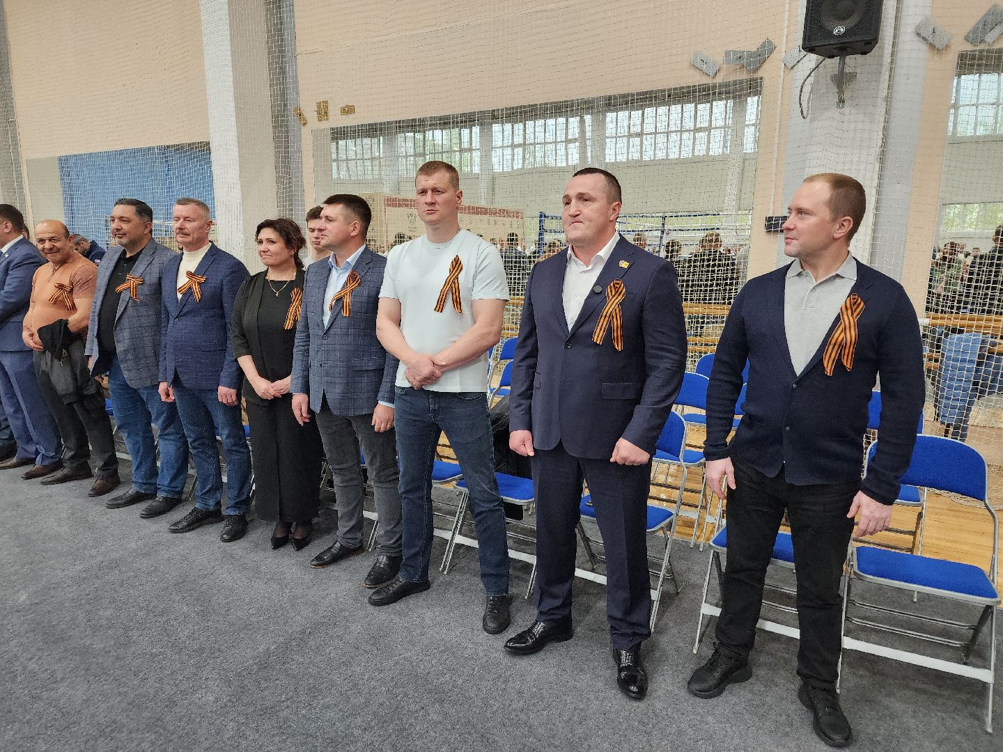 Чехов, дворец спорта олимпийский, первенство России по боксу, юниоры и юниорки, разные весовые категории, соревнования, состязания, 17-18 лет, Денис Лебедев, Александр Поветкин,