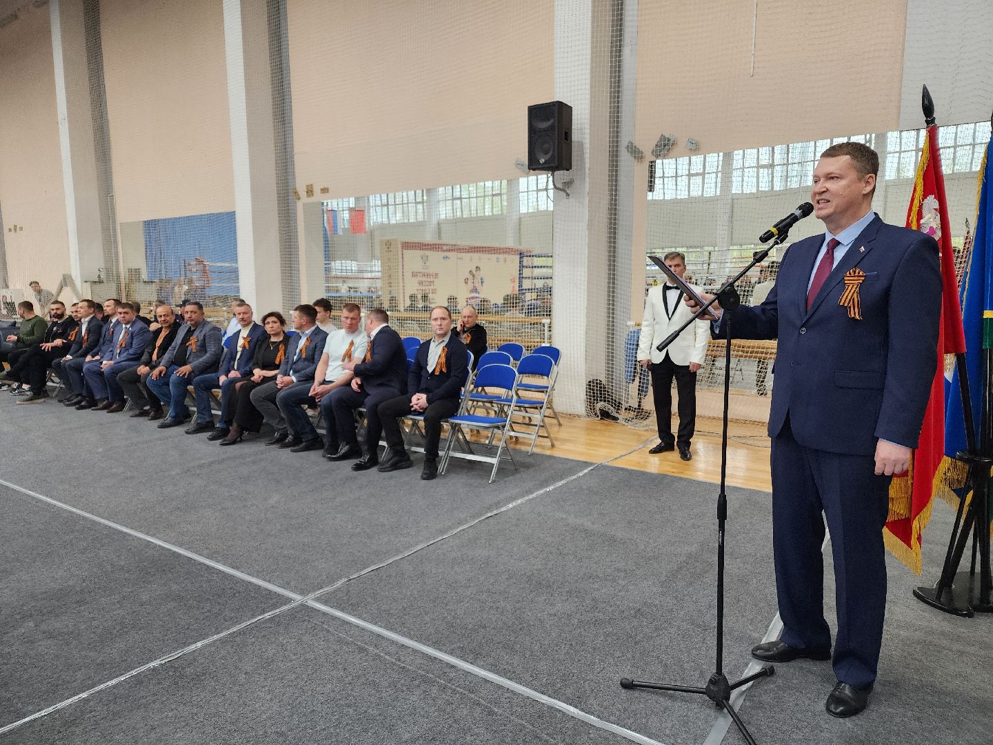 Чехов, дворец спорта олимпийский, первенство России по боксу, юниоры и юниорки, разные весовые категории, соревнования, состязания, 17-18 лет, Денис Лебедев, Александр Поветкин,