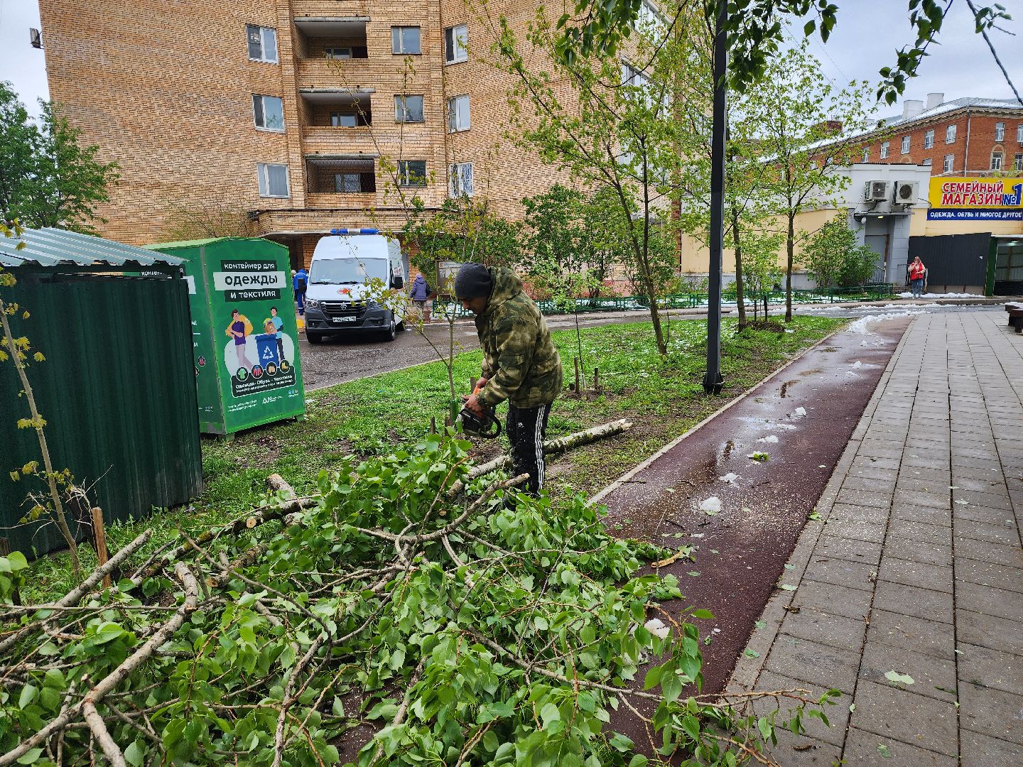 долгопрудный, снегопад, деревья, мбу благоустройство, первомайская,