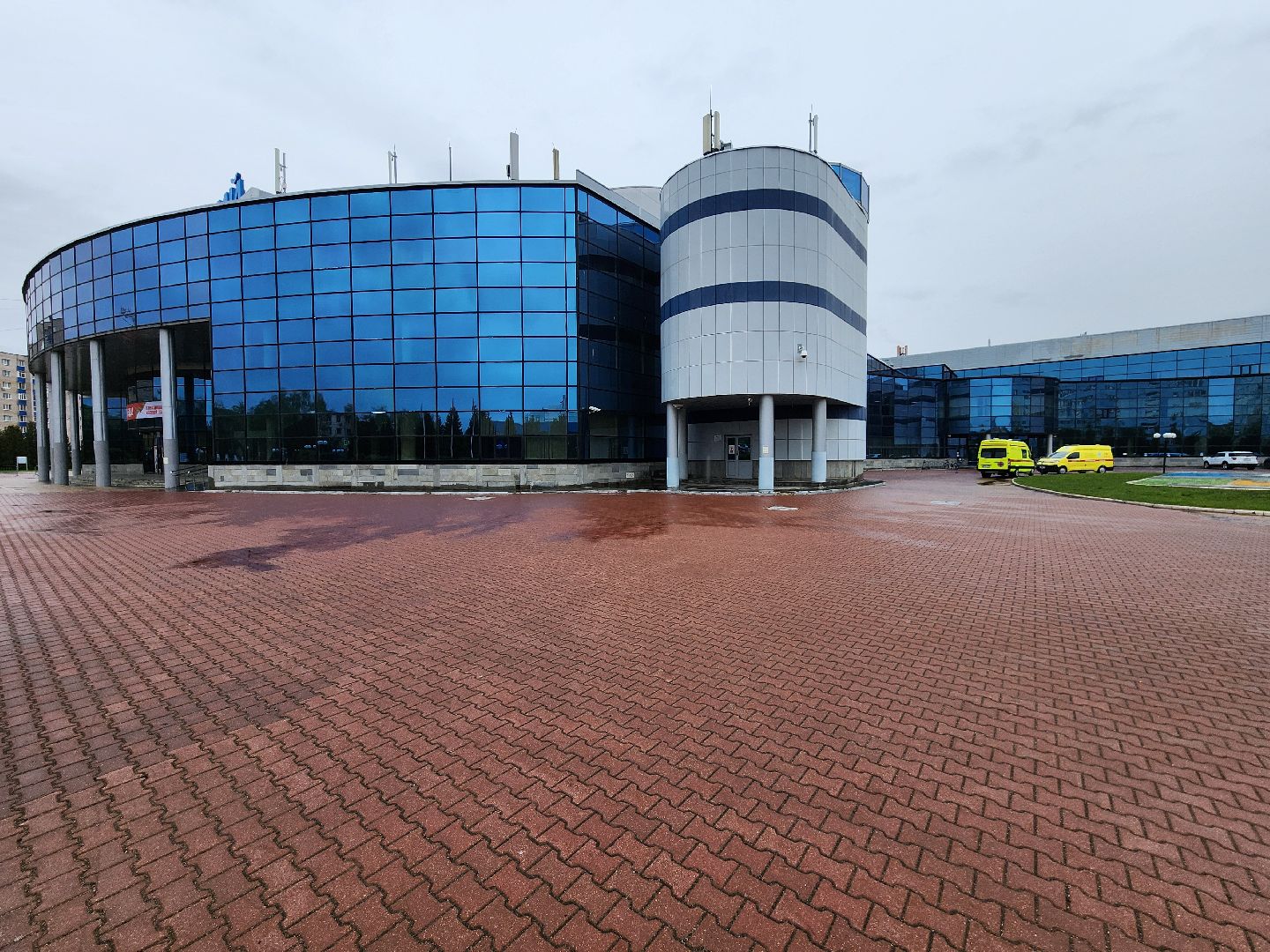 Чехов, всероссийская акция, Георгиевская ленточка, раздача ленточек, символ Победы, День Победы, юбилей, первенство России по боксу, Денис Лебедев, Александр Поветкин, братья Чудиновы, зам главы округа Виталий Шишкин,