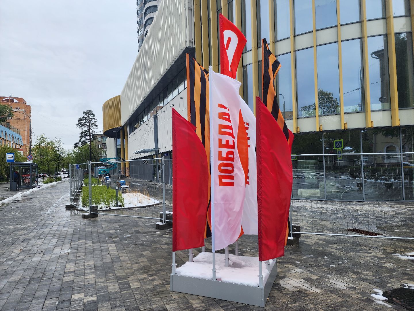 королёв, благоустройство в королеве, космическая столица россии, центральная городская площадь в королеве,