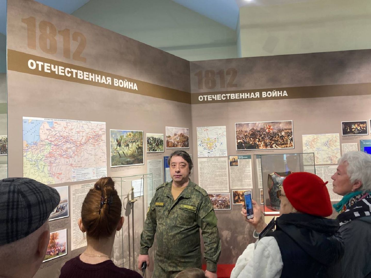 Звенигород, клуб любителей путешествий Звенигорода, автопробег, День Победы, 78-я годовщина Великой Победы, музей военной техники в Падиково