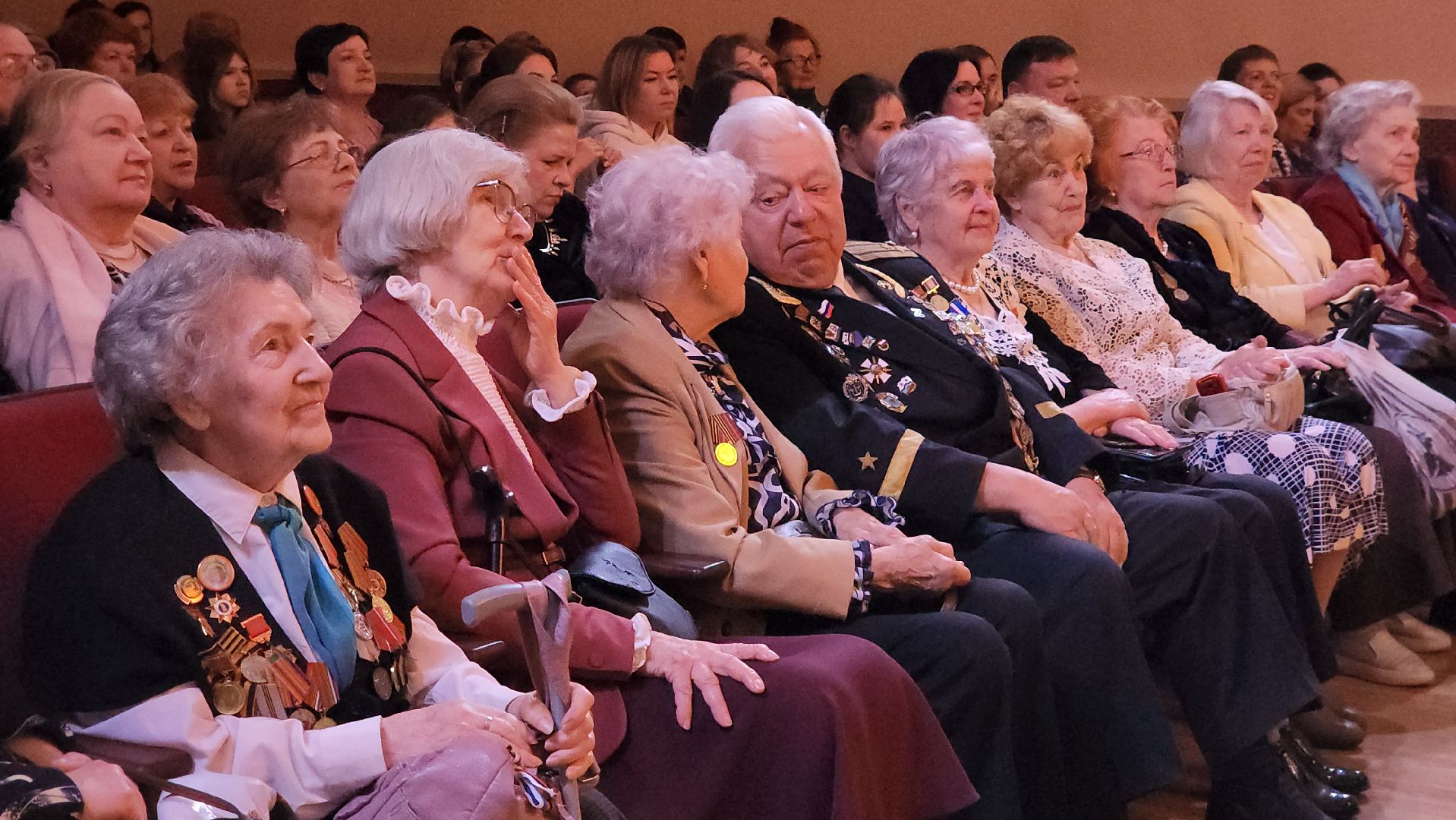 пушкино, концерт, 9 мая, день победы, творческие коллективы, творческие номера, ветераны, узники концлагерей, блокадники,