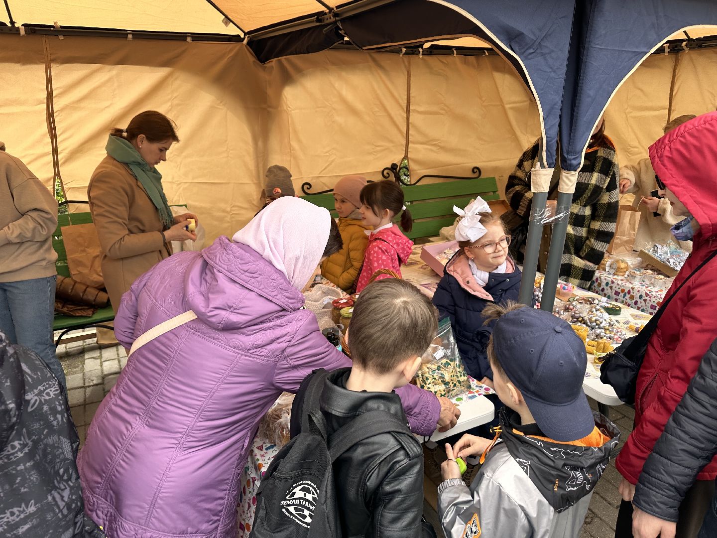 Одинцово, Благотворительность, Белый Цветок