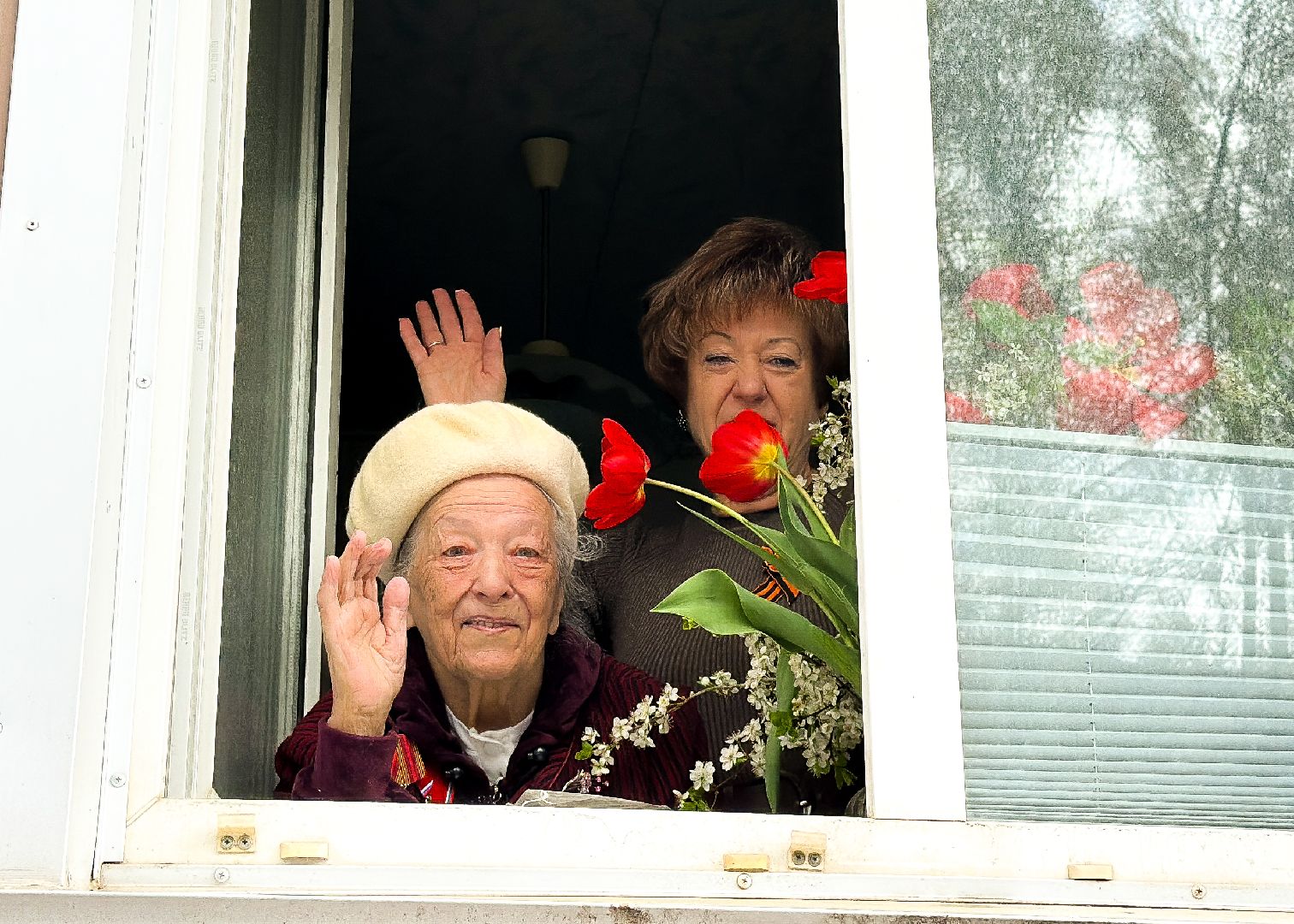 клин, общество, ветераны, таблички в честь ветеранов вов, 80 лет победы, память,