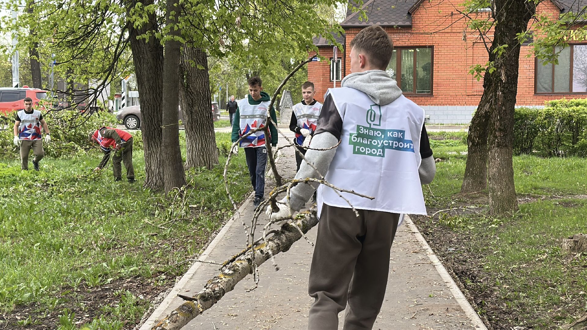 клин, общество, волонтеры подмосковья, жкх, ликвидация последствий снегопада,