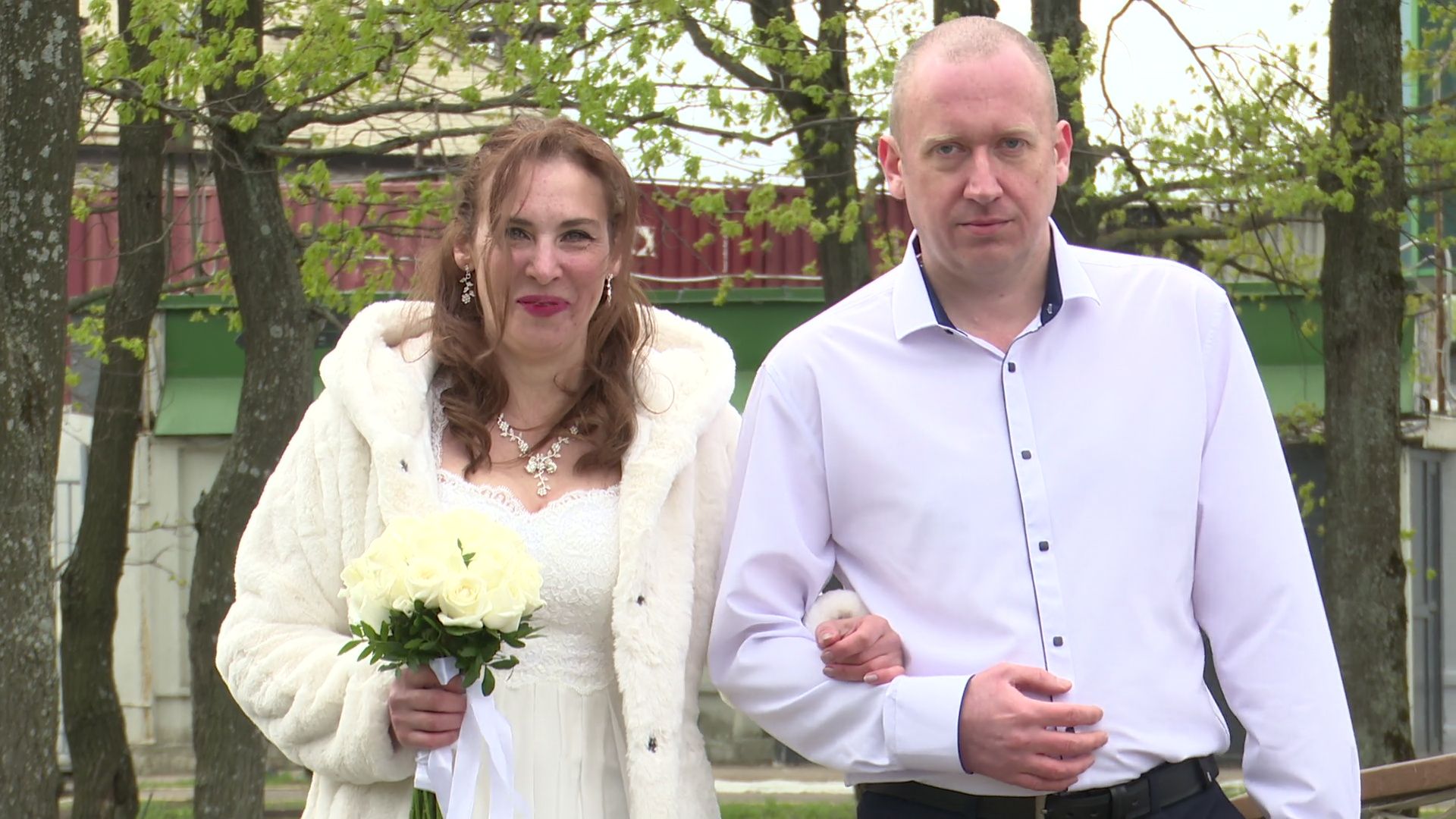 реутов, парк, фабричный пруд, свадьба, выездная регистрация брака,