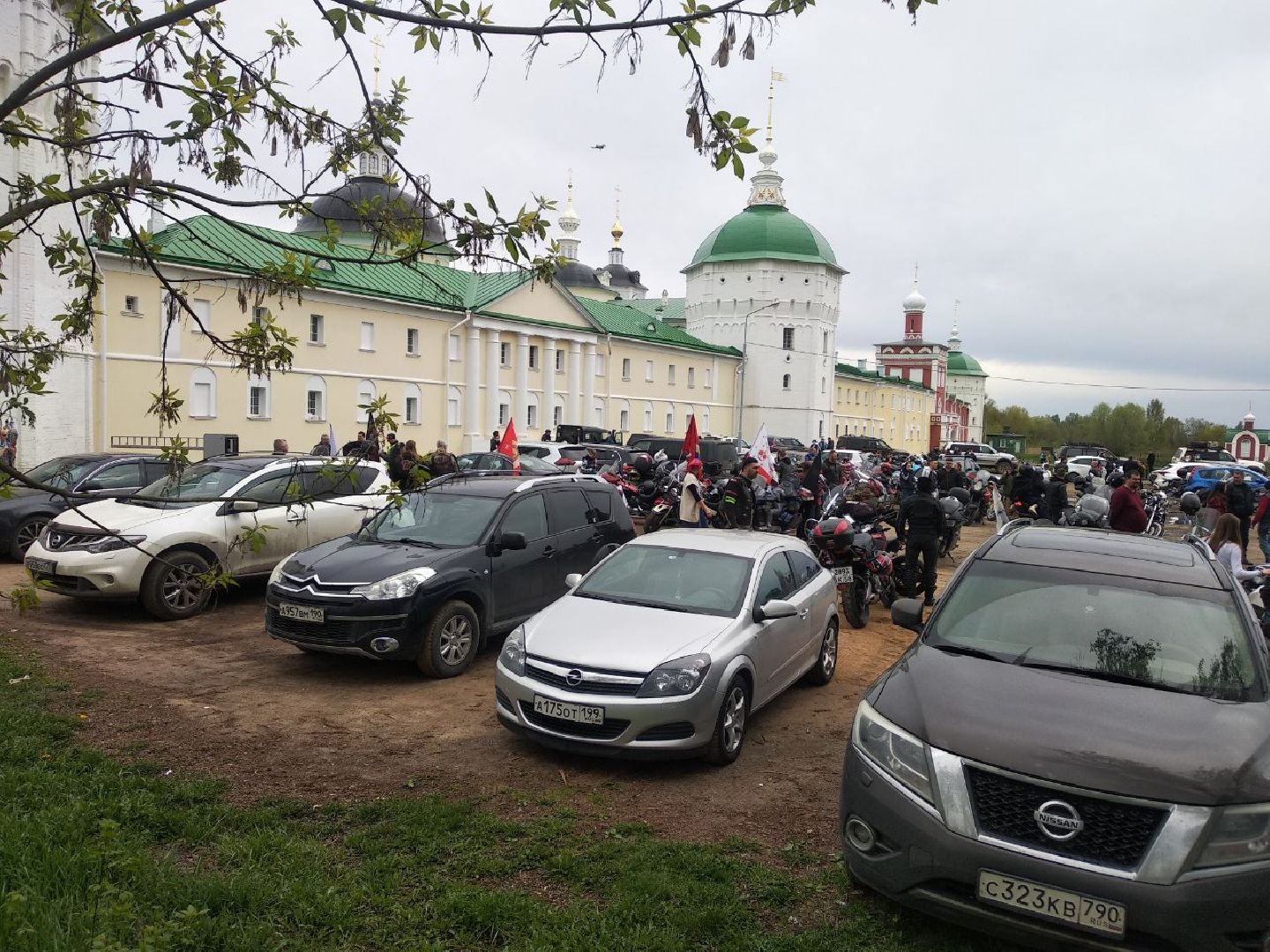 Дмитров, Ночные волки, Николо-Пешношский монастырь, мотосезон