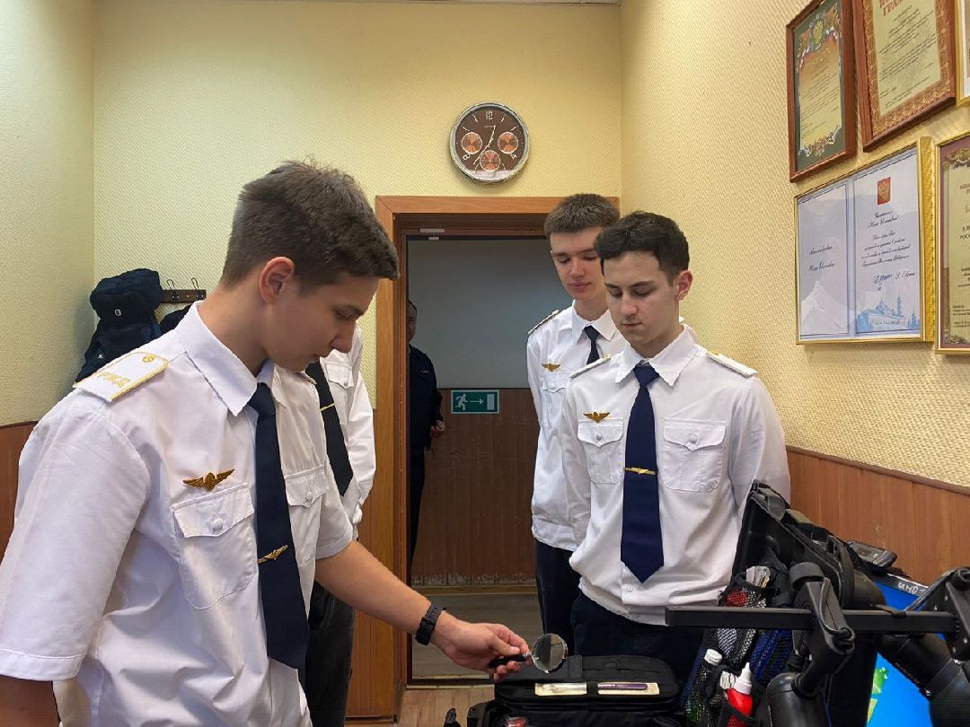 Транспорт, подростки, несовершеннолетние, полиция, мвд