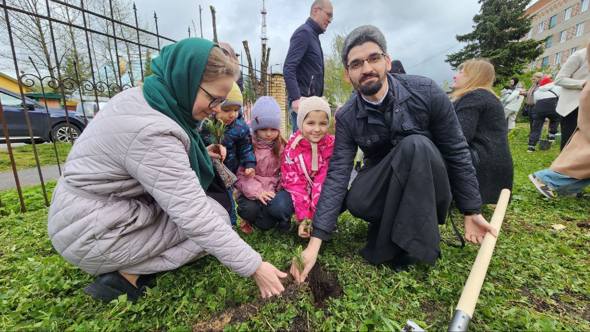 Дмитров, Дмитровская больница, Дом рождения,Аллея многодетных семей,
