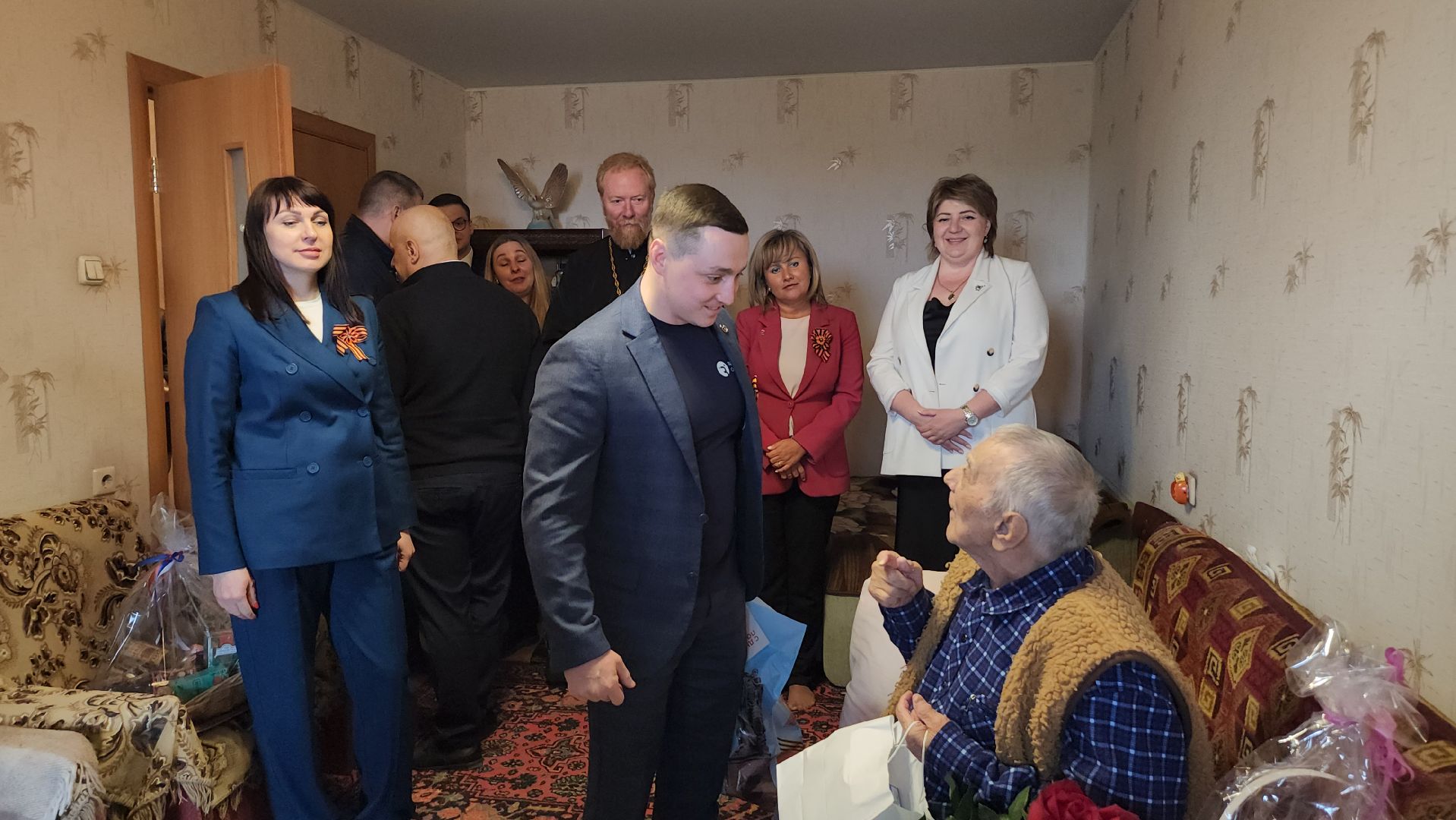 серпухов, московское шоссе, ветеран вов, почетный гражданин серпухова, день победы,