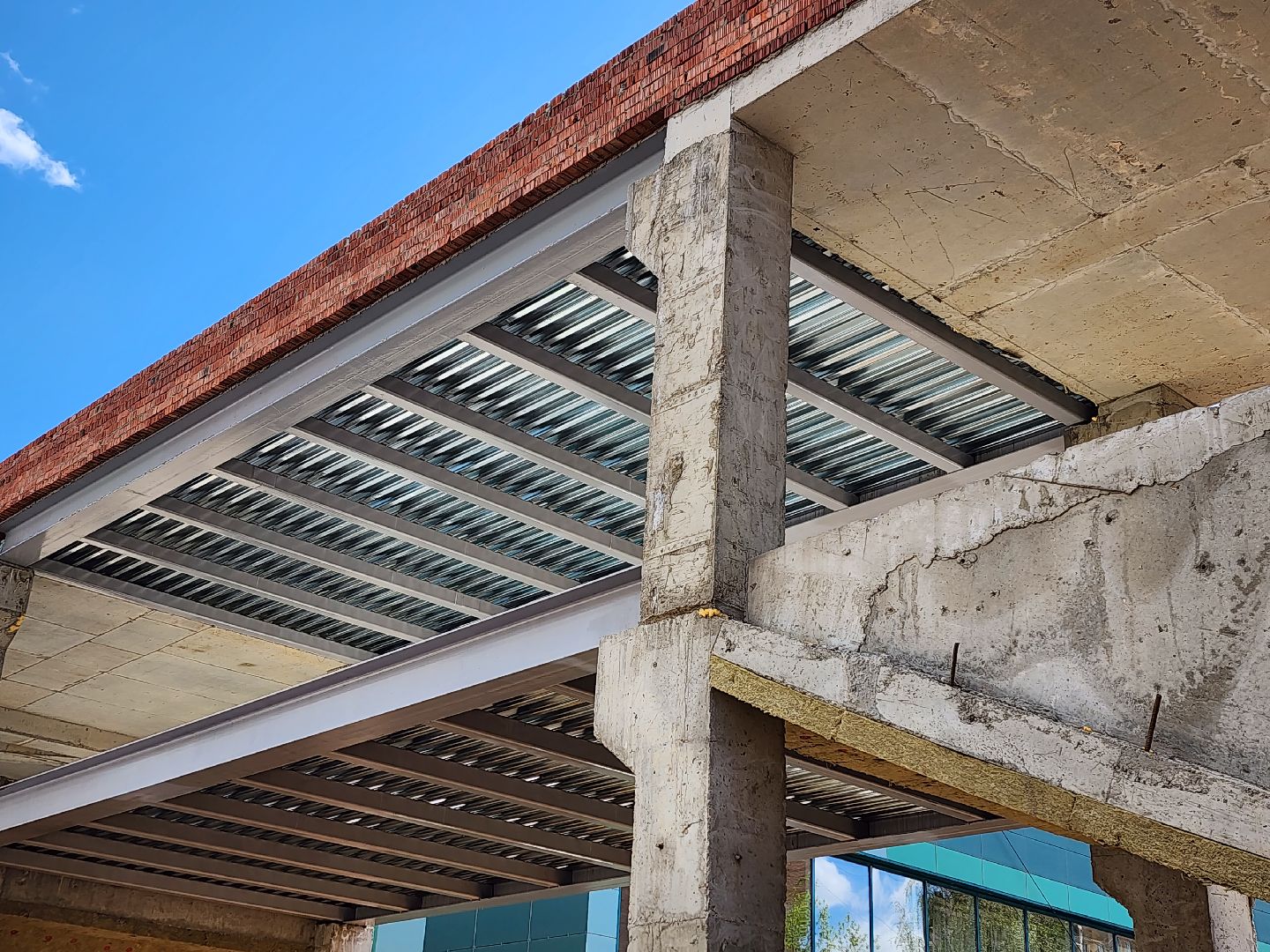 королёв, вертикалки, новая пристройка к школе в королеве, губернатор московской области,