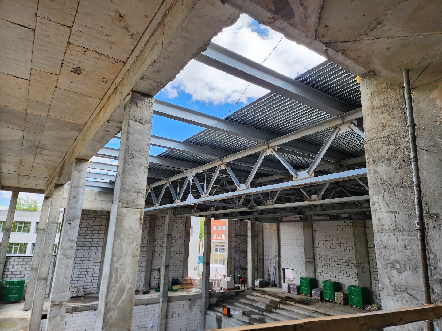 королёв, вертикалки, новая пристройка к школе в королеве, губернатор московской области,