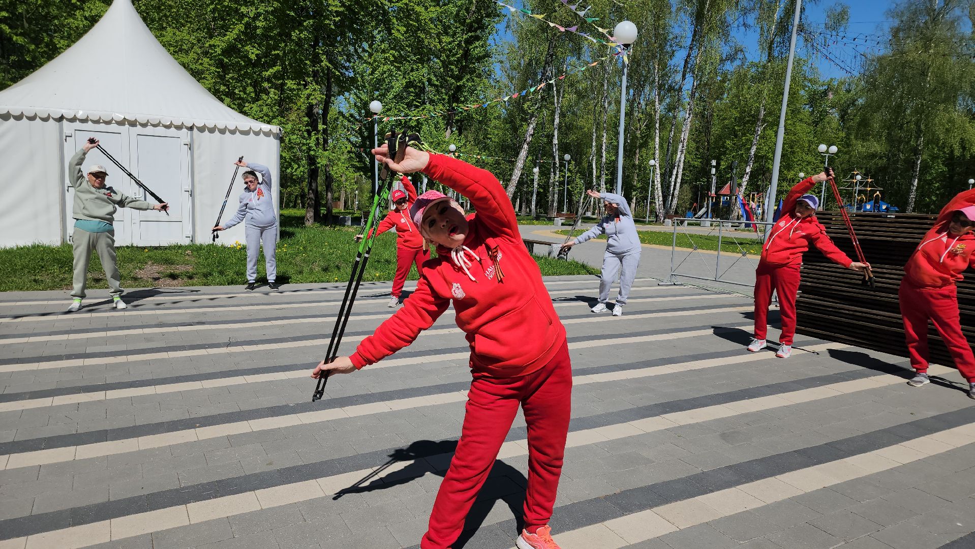 кашира, день победы, патриотическая акция, марш победы, скандинавская ходьба, активное долголетие,