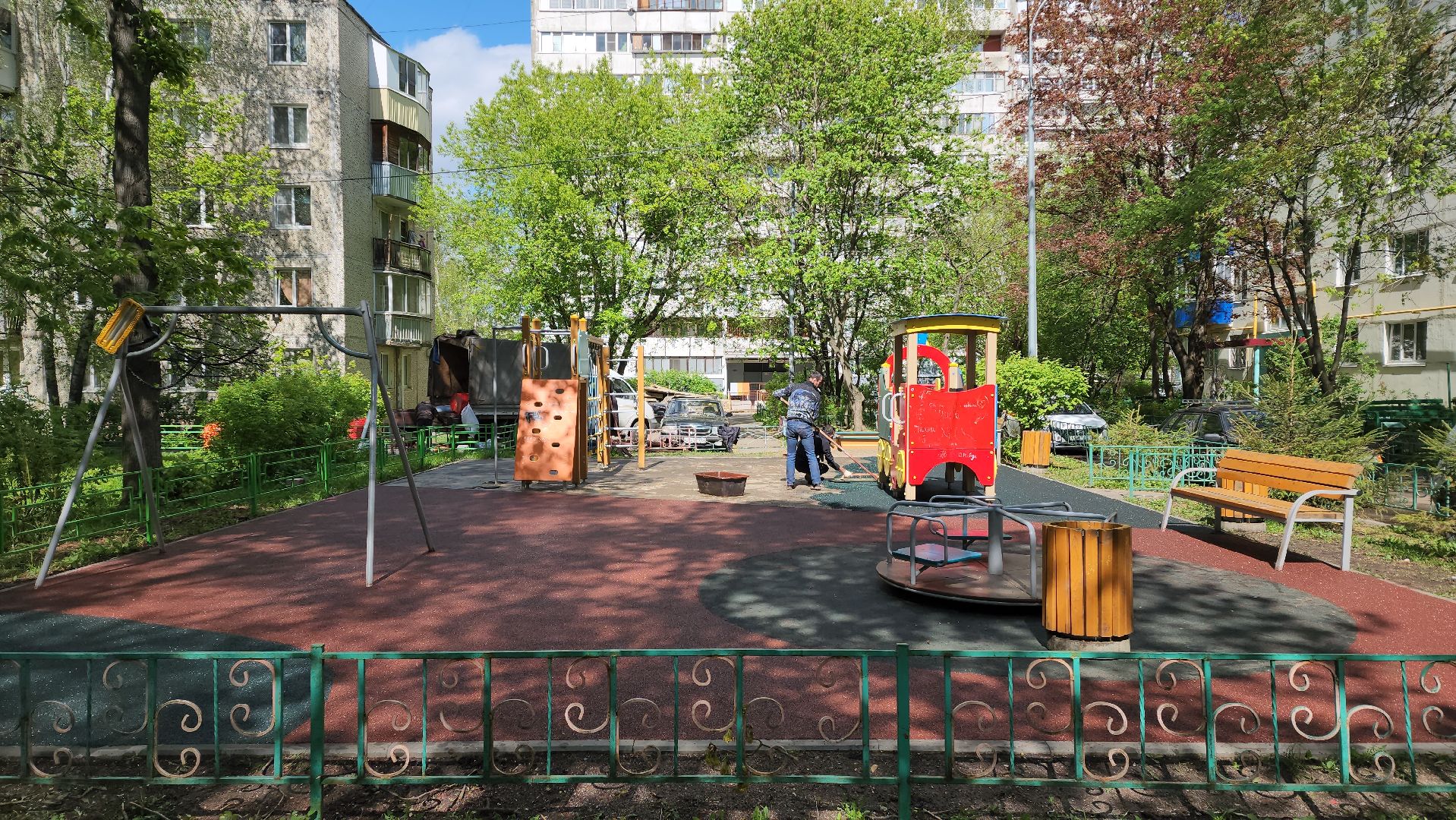 детская  площадка, резиновое покрытие, Лобня ,
