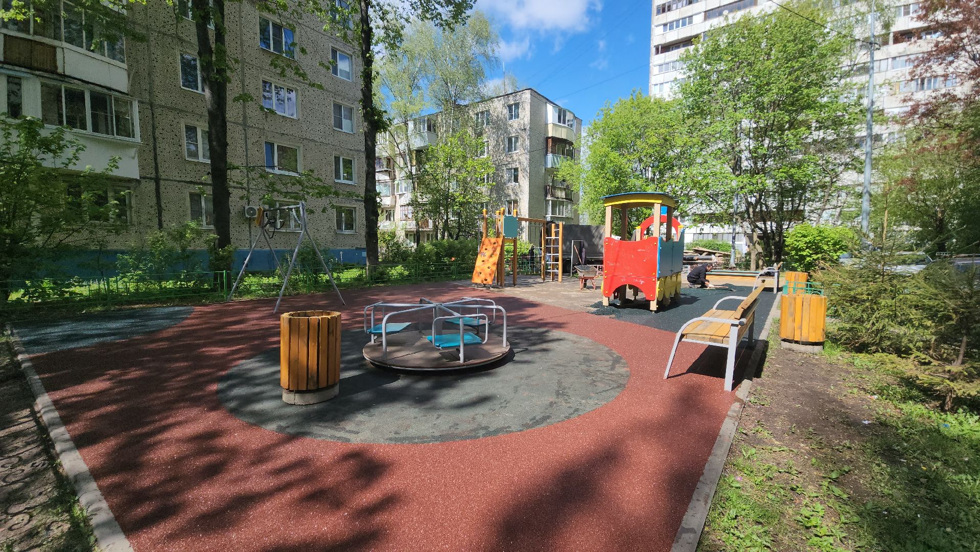 детская  площадка, резиновое покрытие, Лобня ,