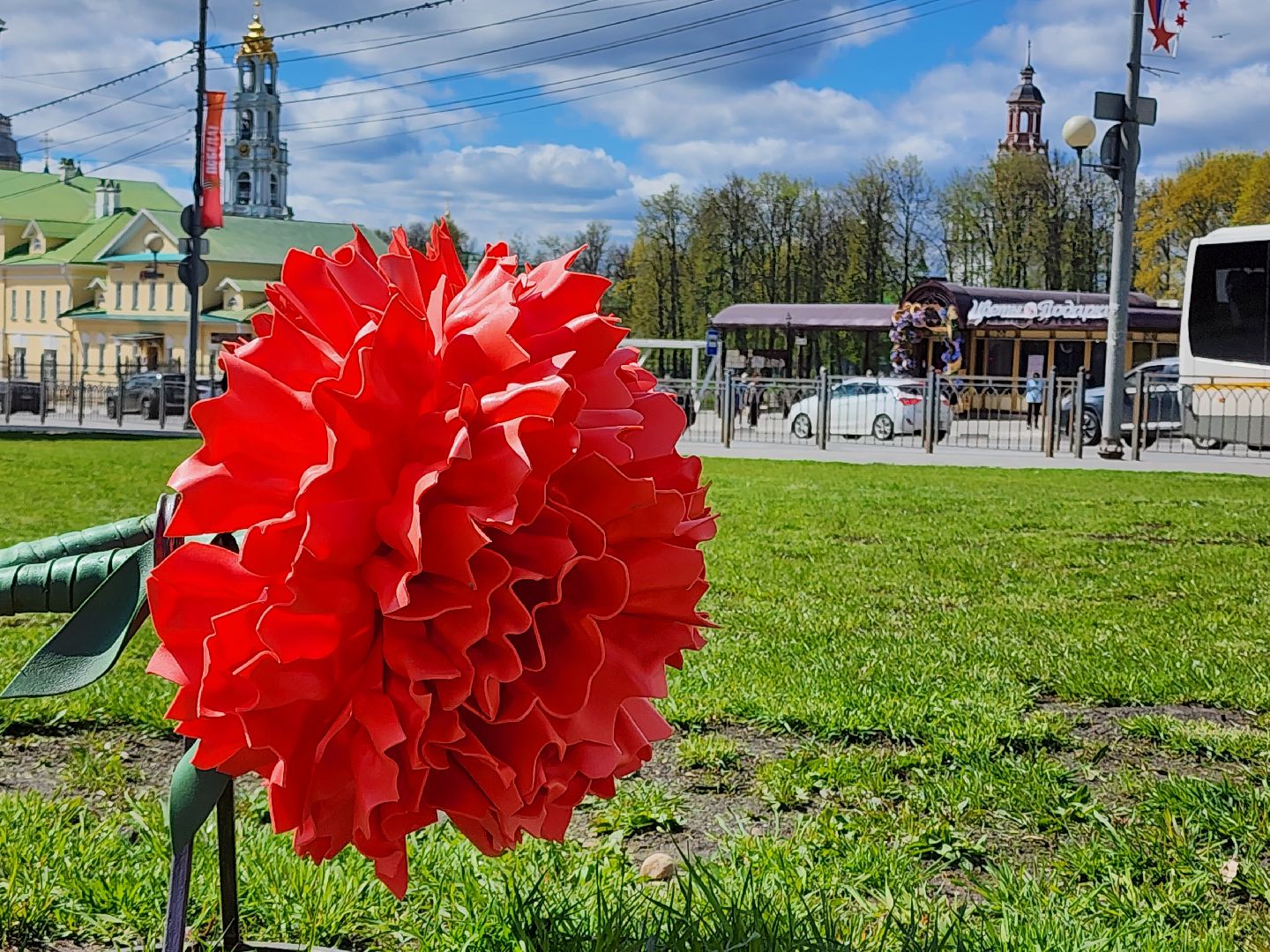 сергиев посад, 80-летие великой победы, украсили город,