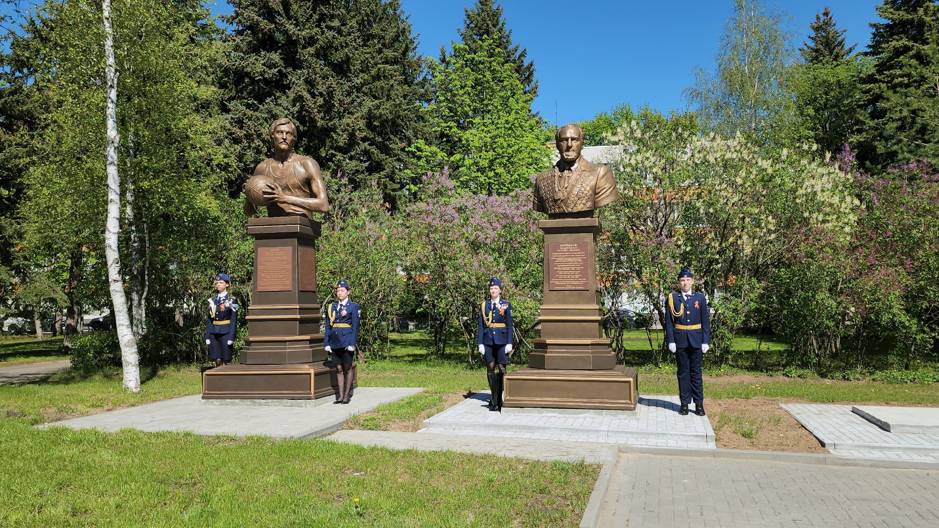 малаховка, МГАФК, мемориал защитникам отечества,
