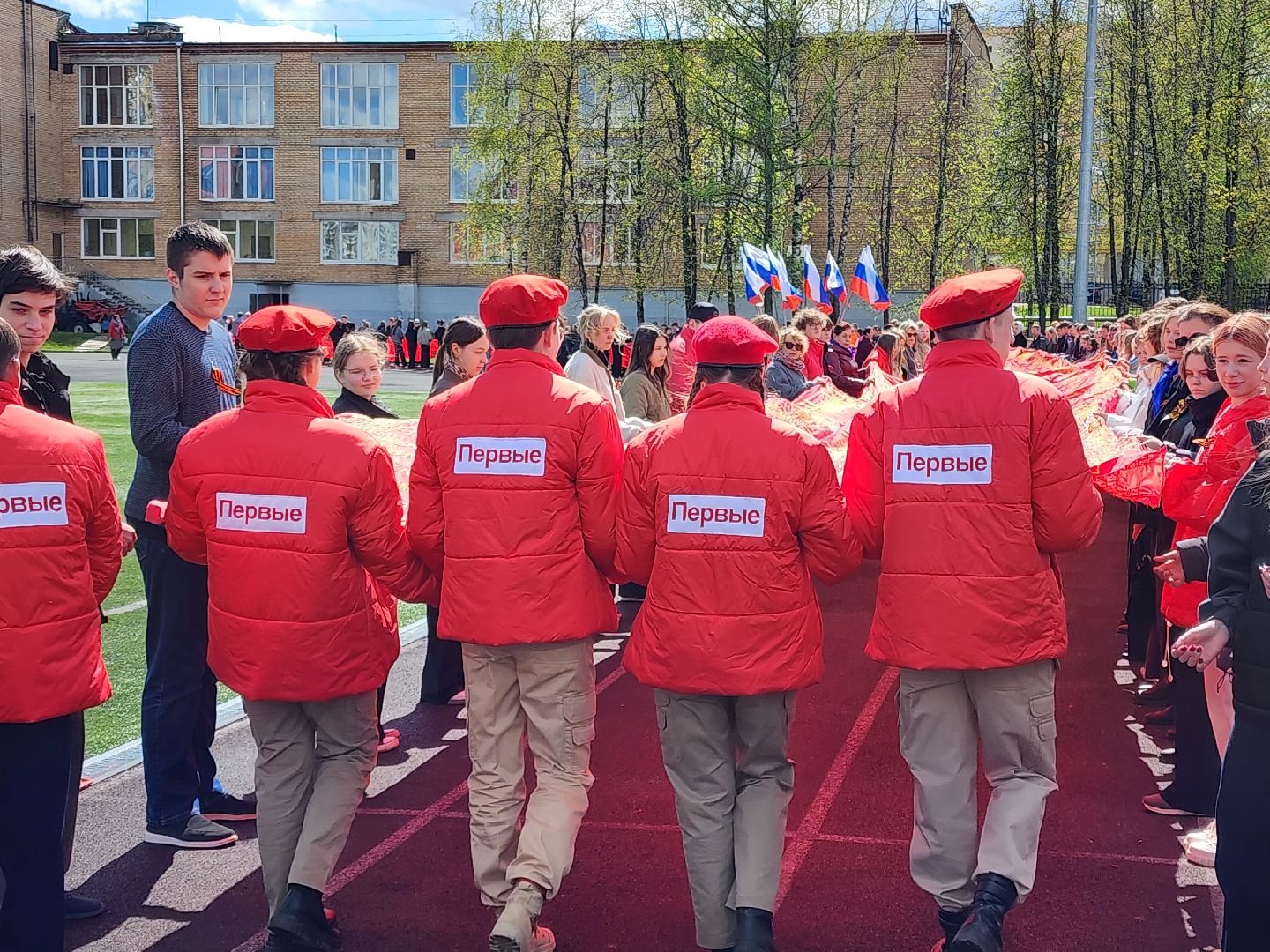 сергиево-посадский городской округ, сергиев посад, знамя памяти, союз женщин россии, 80-летие великой победы,