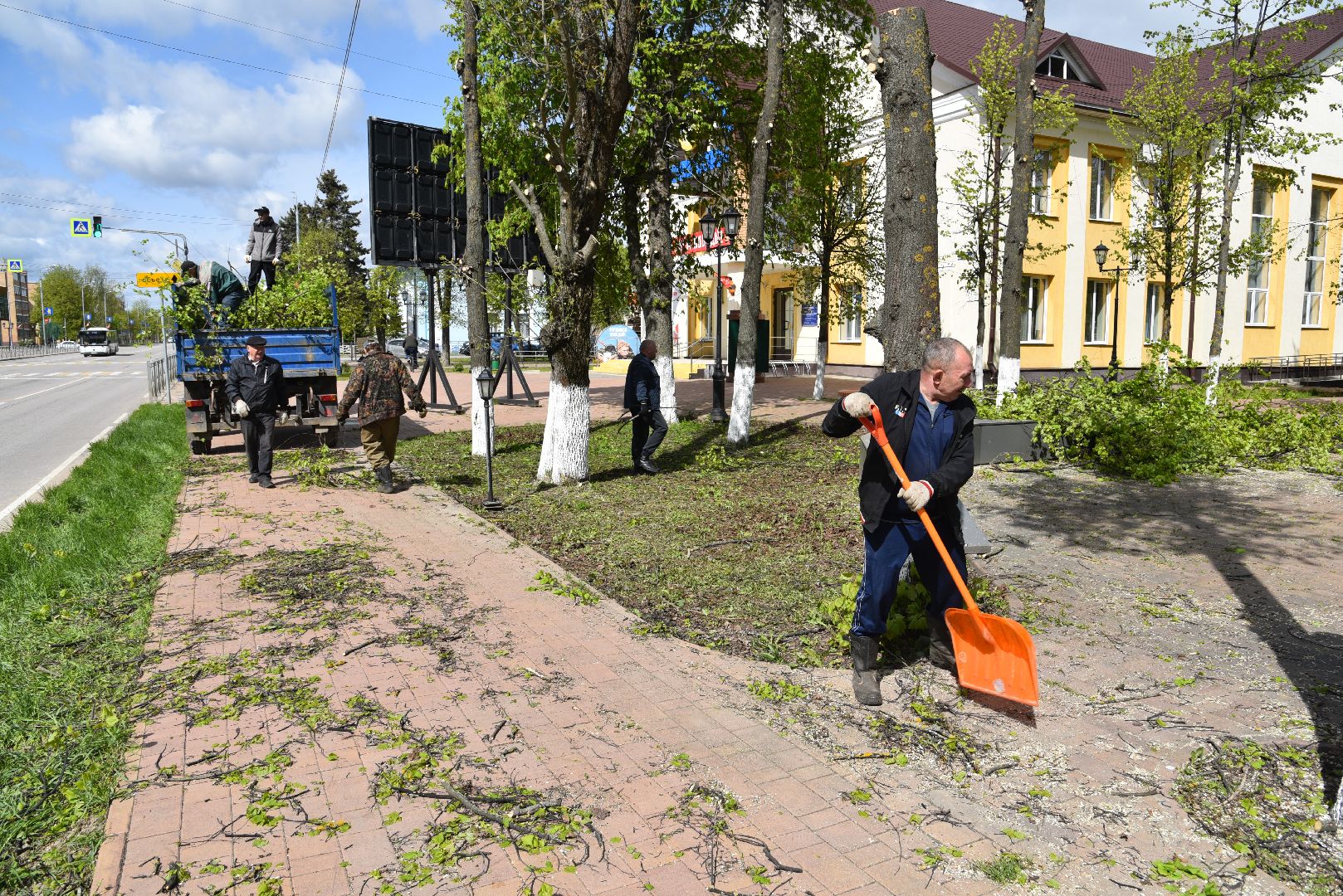 лотошино, благоустройство, кронирование, день победы,