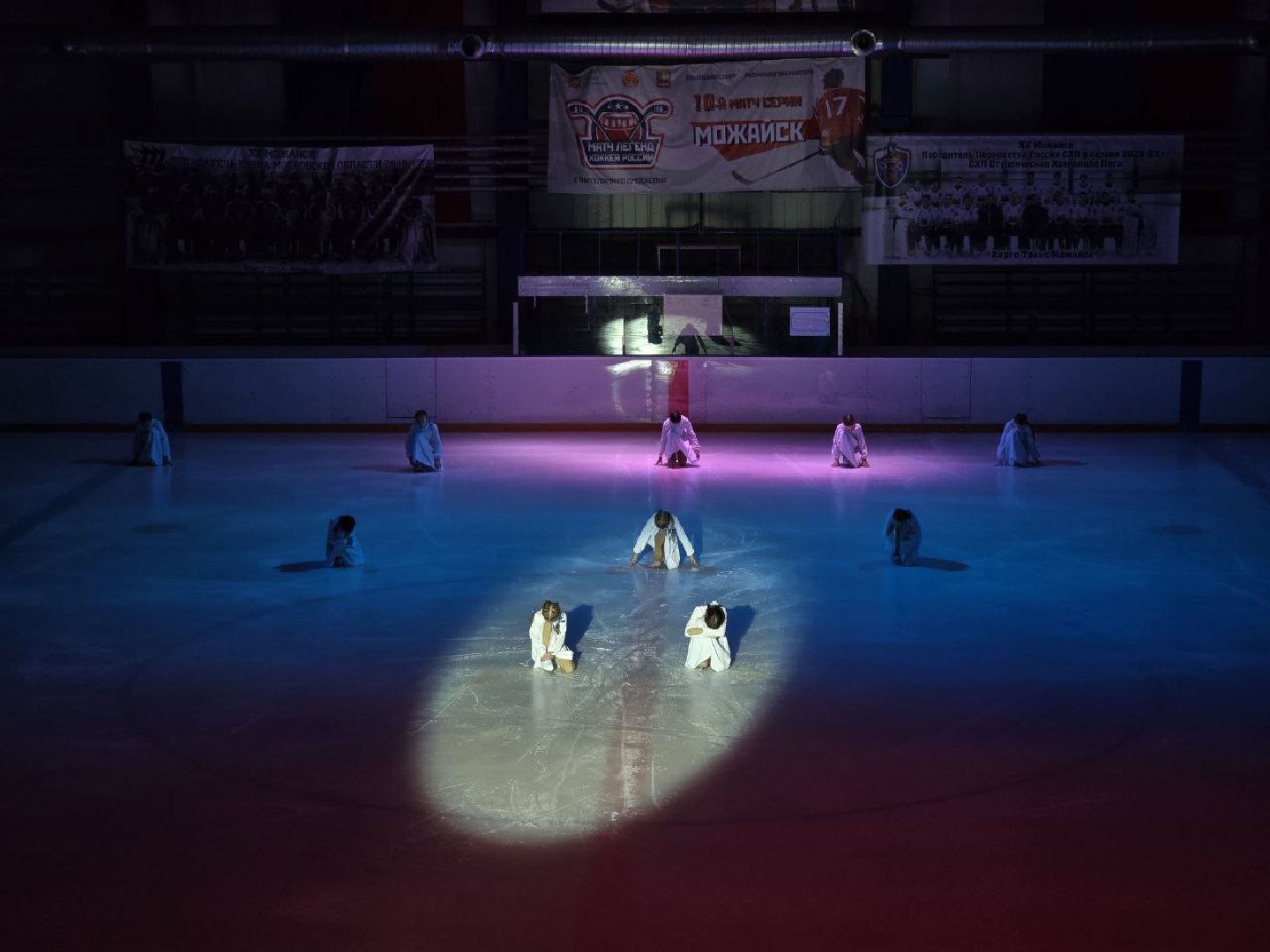 можайск, можайский муниципальный округ, подмосковье, ледовое шоу, день победы, спортсмены, фигуристы , великая отечественная война,