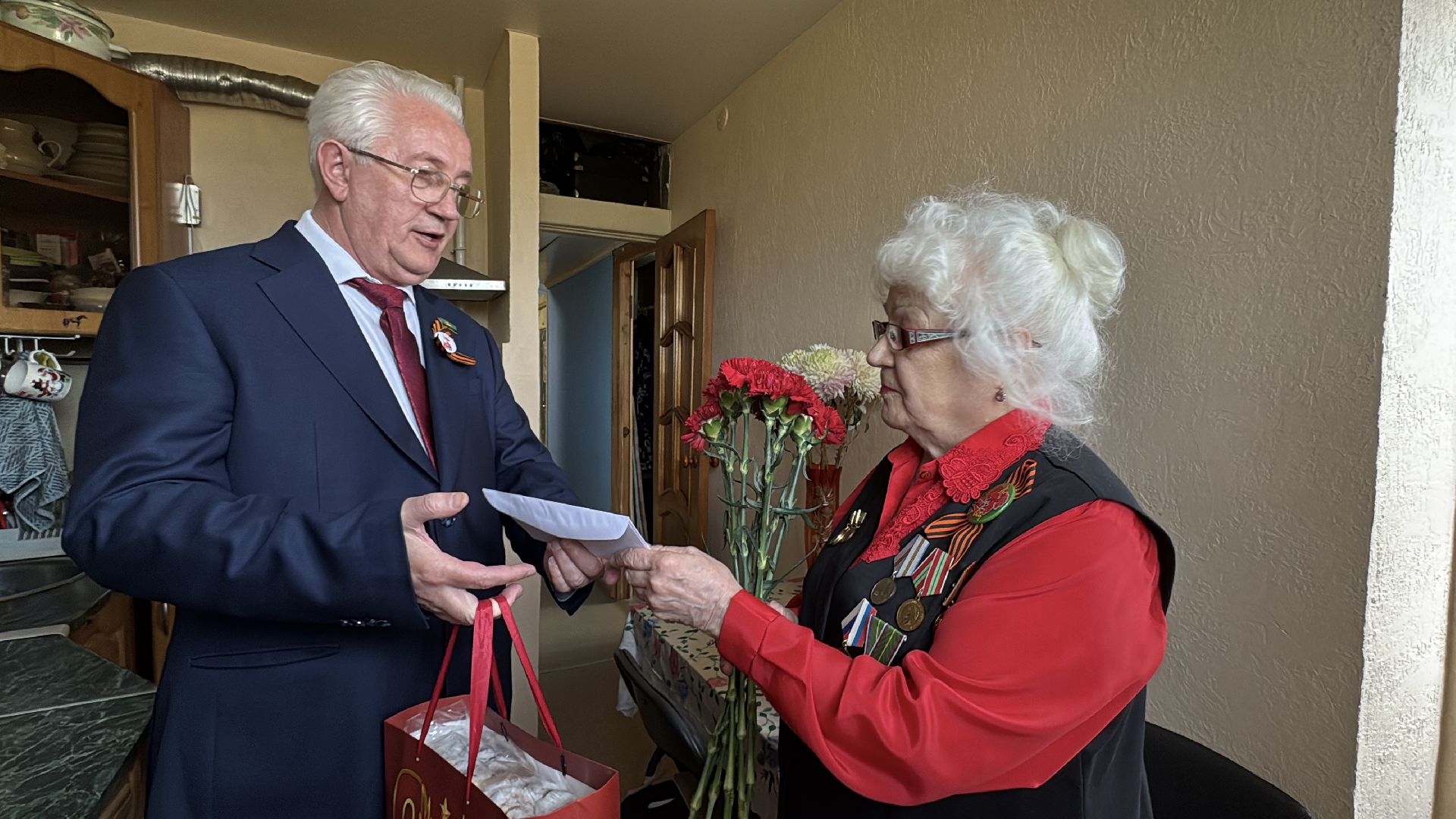 блокада ленинграда, день победы, Поздравления ветеранов,