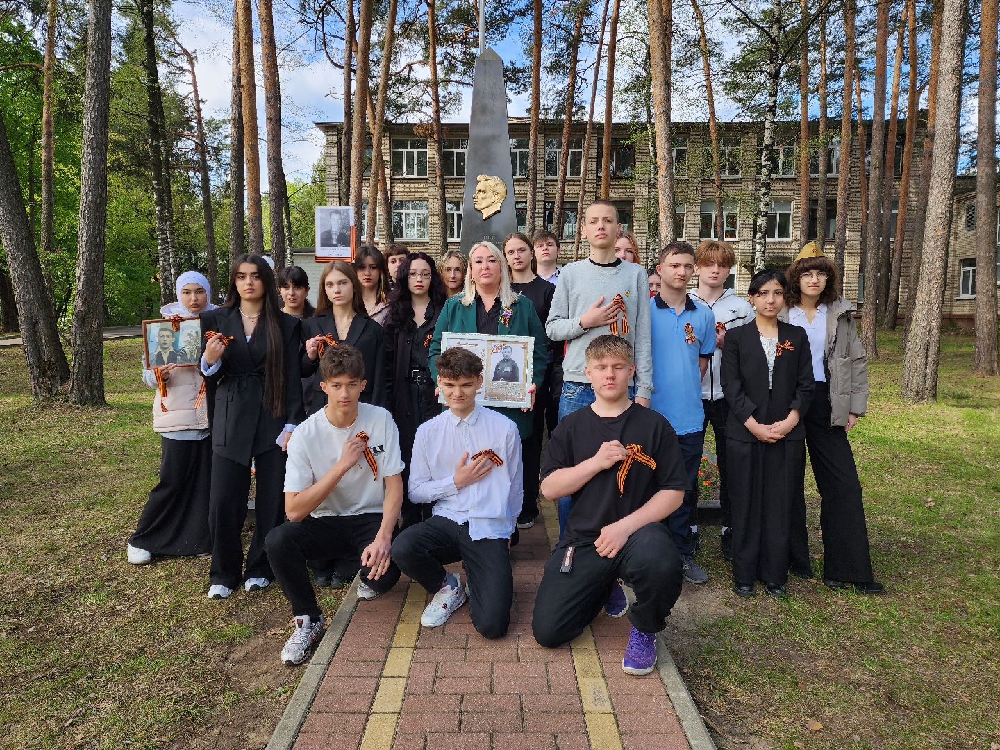 раменское, общество, возложение цветов к обелиску герою великой отечественной войны , мероприятие на территории кратовской школы 98,