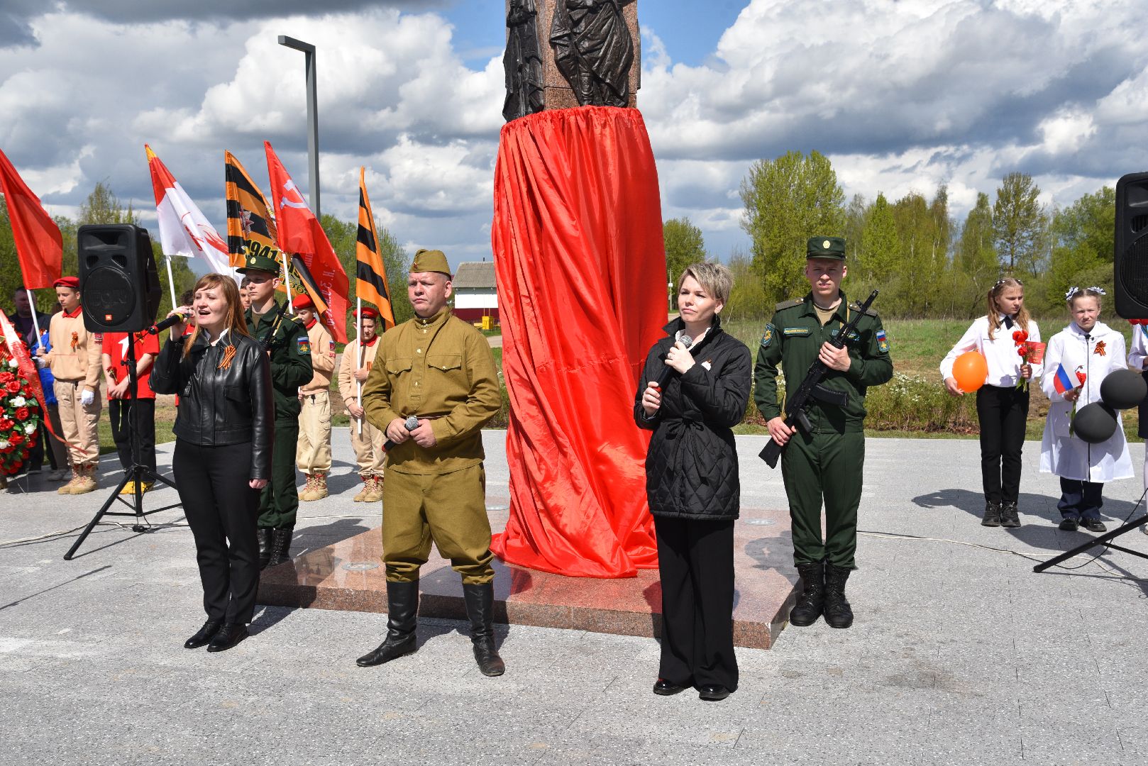 лотошино, стела населенный пункт воинской доблести, день победы,