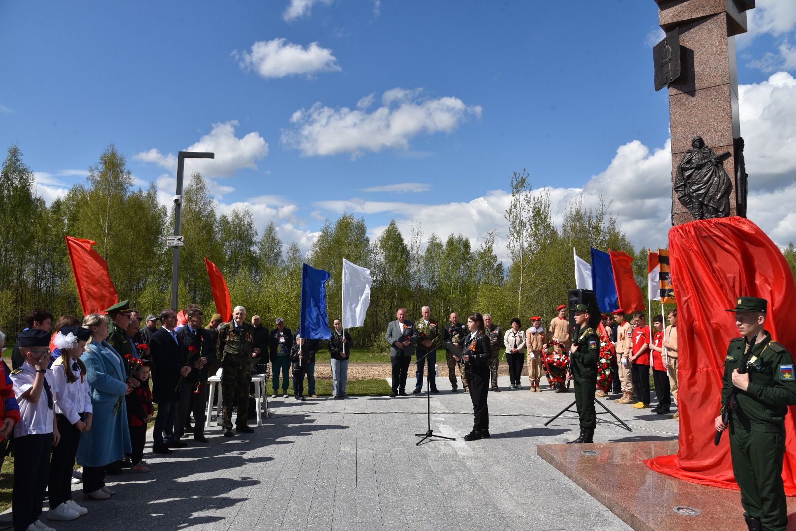 лотошино, стела населенный пункт воинской доблести, день победы,