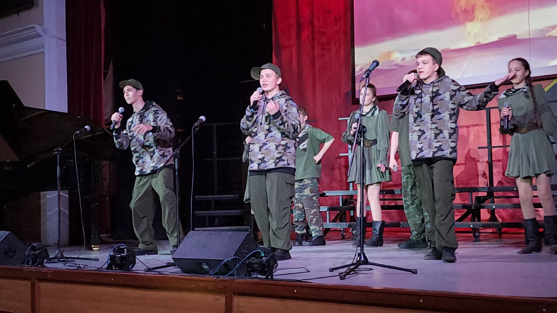 пушкино, день победы, концерт, детская школа искусств, песни военных лет, песни о родине, концерт ко дню победы,