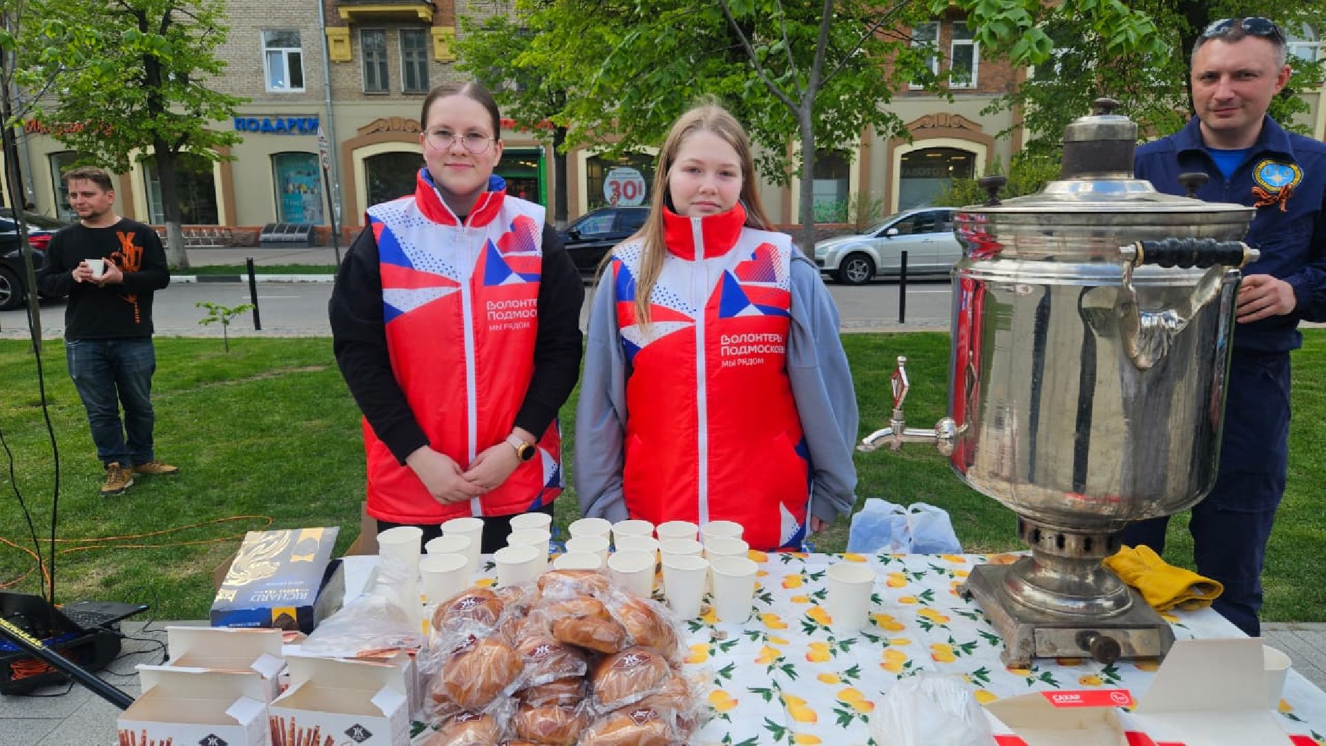 сад памяти, деревья, жуковский, 9 мая,