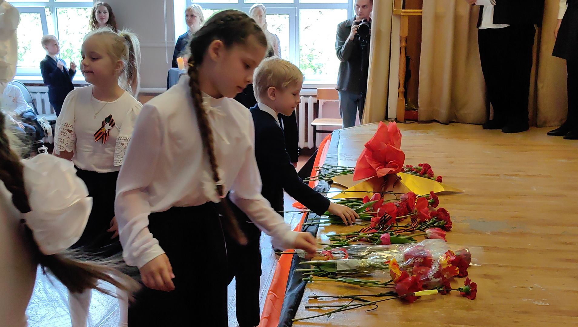 сценка, линейка, Блокадный Ленинград, ВОВ, радиолинейка,