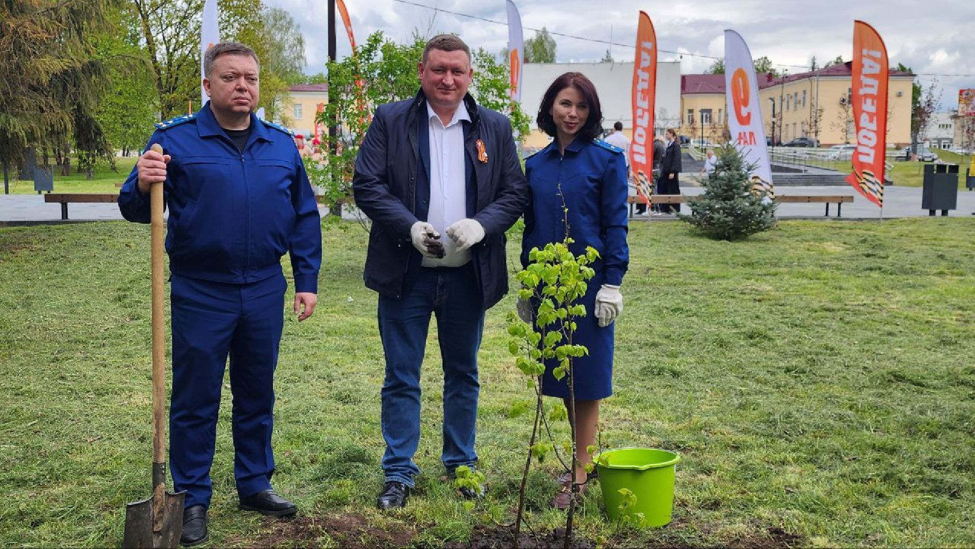 Луховицы #СадПамяти2024 #80летПобеды #ЖиваяПамять #Экология #ВолонтерыМО #ПомнимГордимся #НаследиеПобеды,