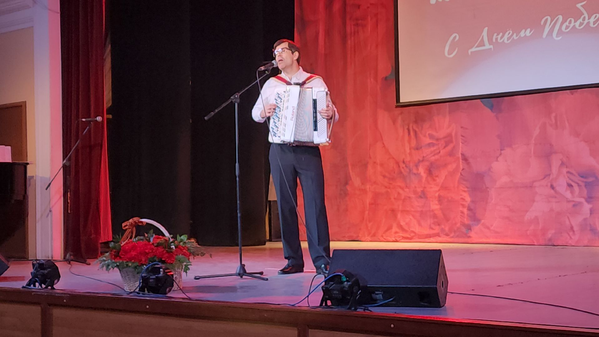 пушкино, вертикалки, день победы, конкурс дн, конкурс песен, конкурс рисунков, компания, сотрудники, 80-летие великой победы, патриотическая акция,