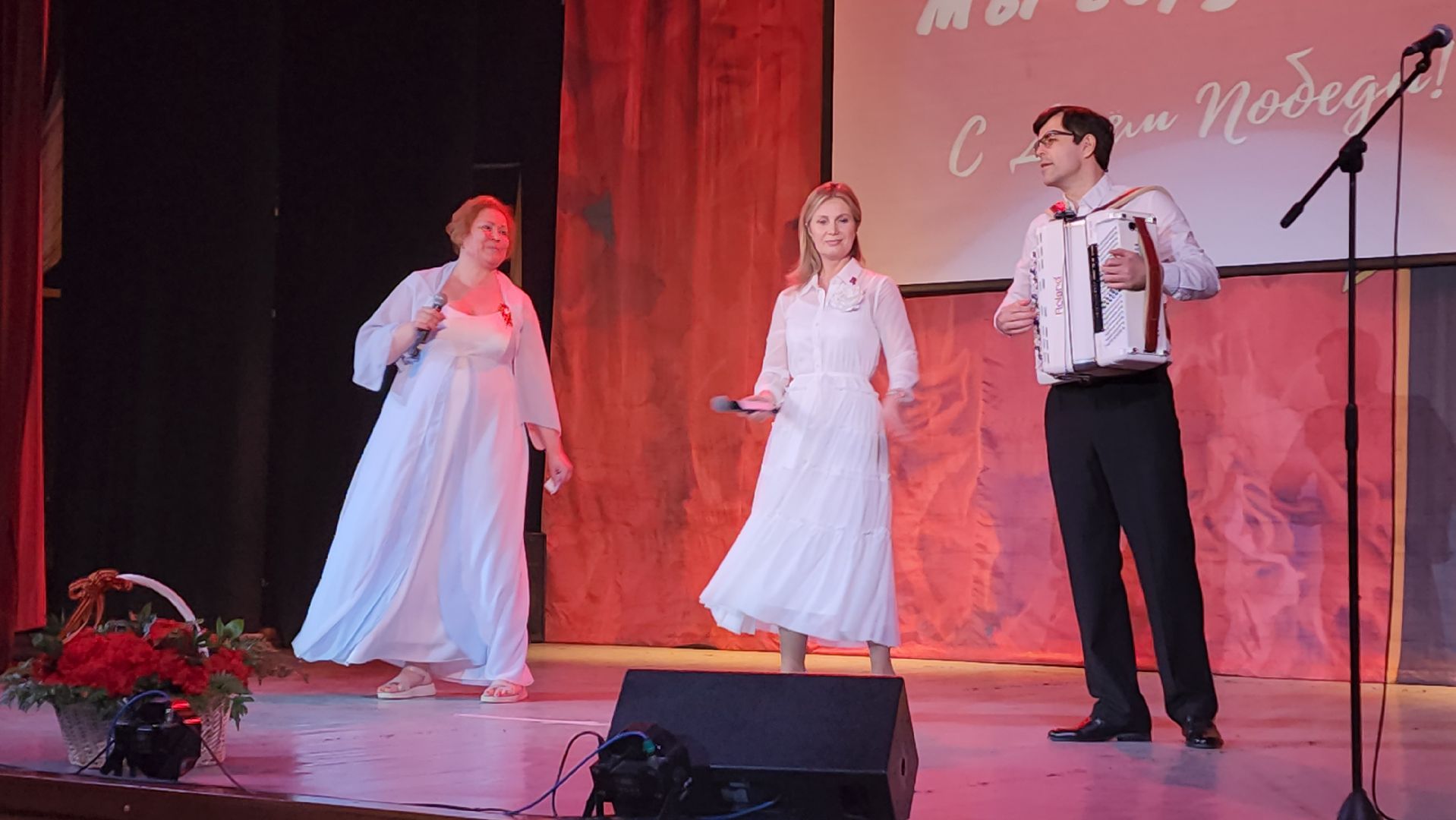 пушкино, вертикалки, день победы, конкурс дн, конкурс песен, конкурс рисунков, компания, сотрудники, 80-летие великой победы, патриотическая акция,