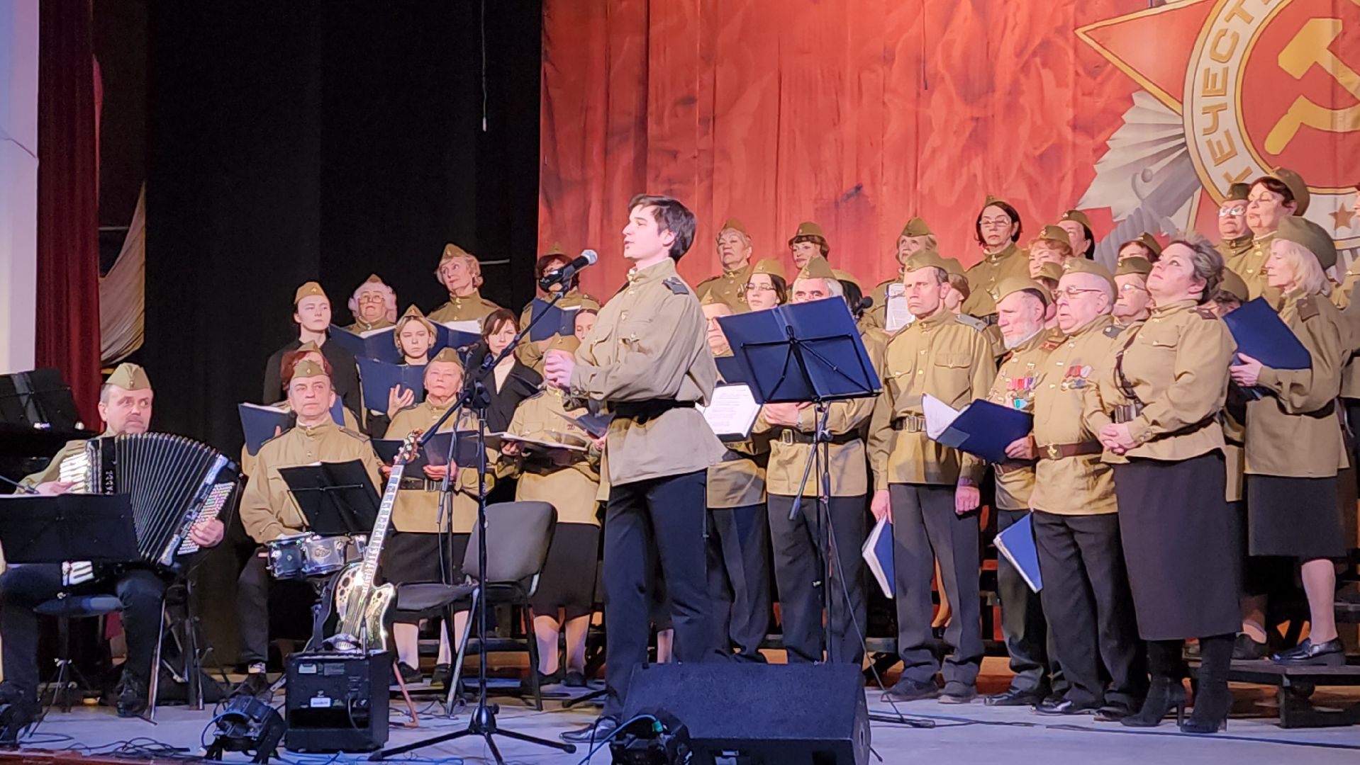 пушкино, хор, день победы, песни военных лет, 80 - летие победы, выступление,патриотизм,великая победа,вертикалки,