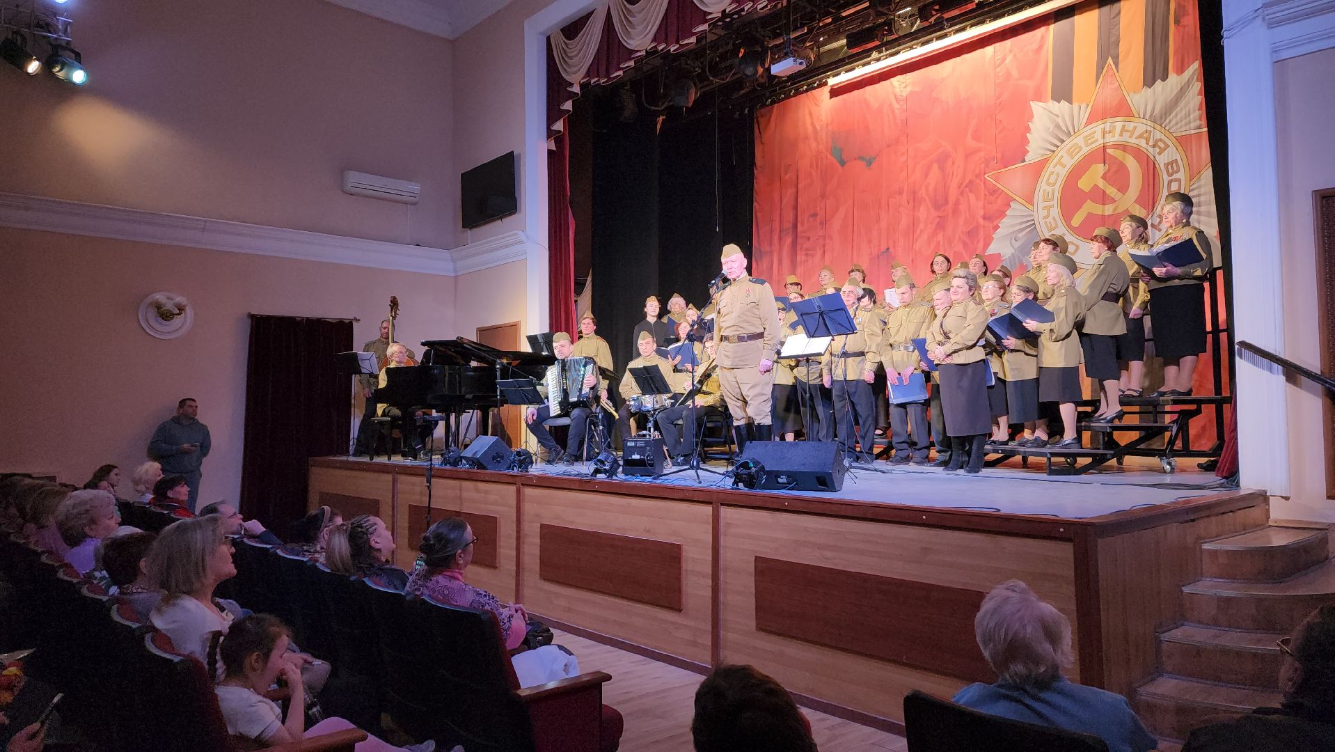 пушкино, хор, день победы, песни военных лет, 80 - летие победы, выступление,патриотизм,великая победа,вертикалки,