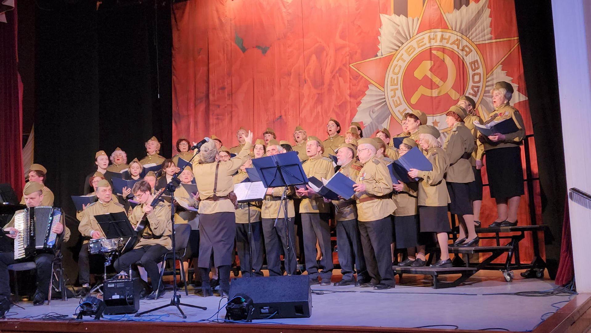 пушкино, хор, день победы, песни военных лет, 80 - летие победы, выступление,патриотизм,великая победа,вертикалки,