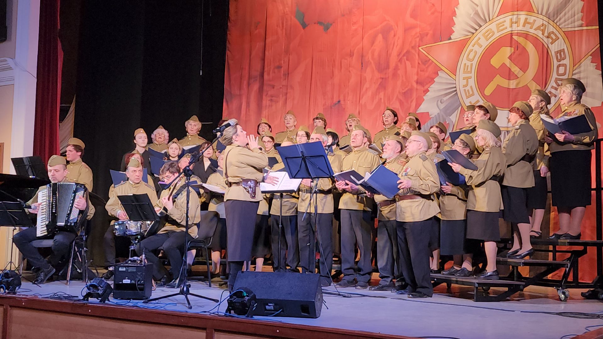 пушкино, хор, день победы, песни военных лет, 80 - летие победы, выступление,патриотизм,великая победа,вертикалки,