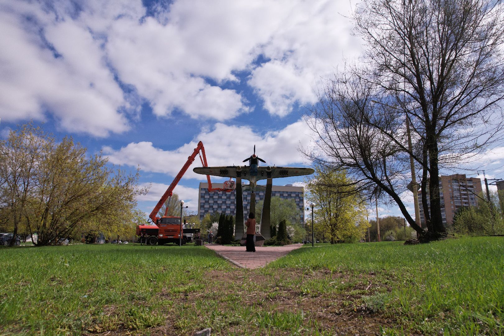 видео с коптера, памятник штурмовику ИЛ-2,