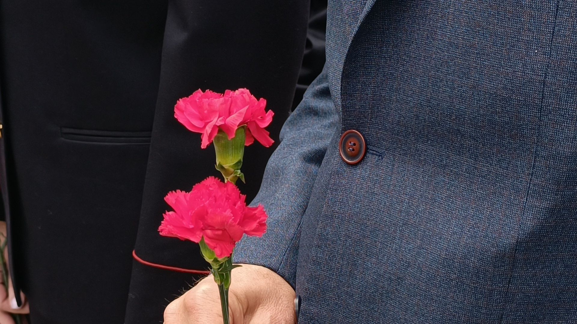 полиция, лобня, цветы,