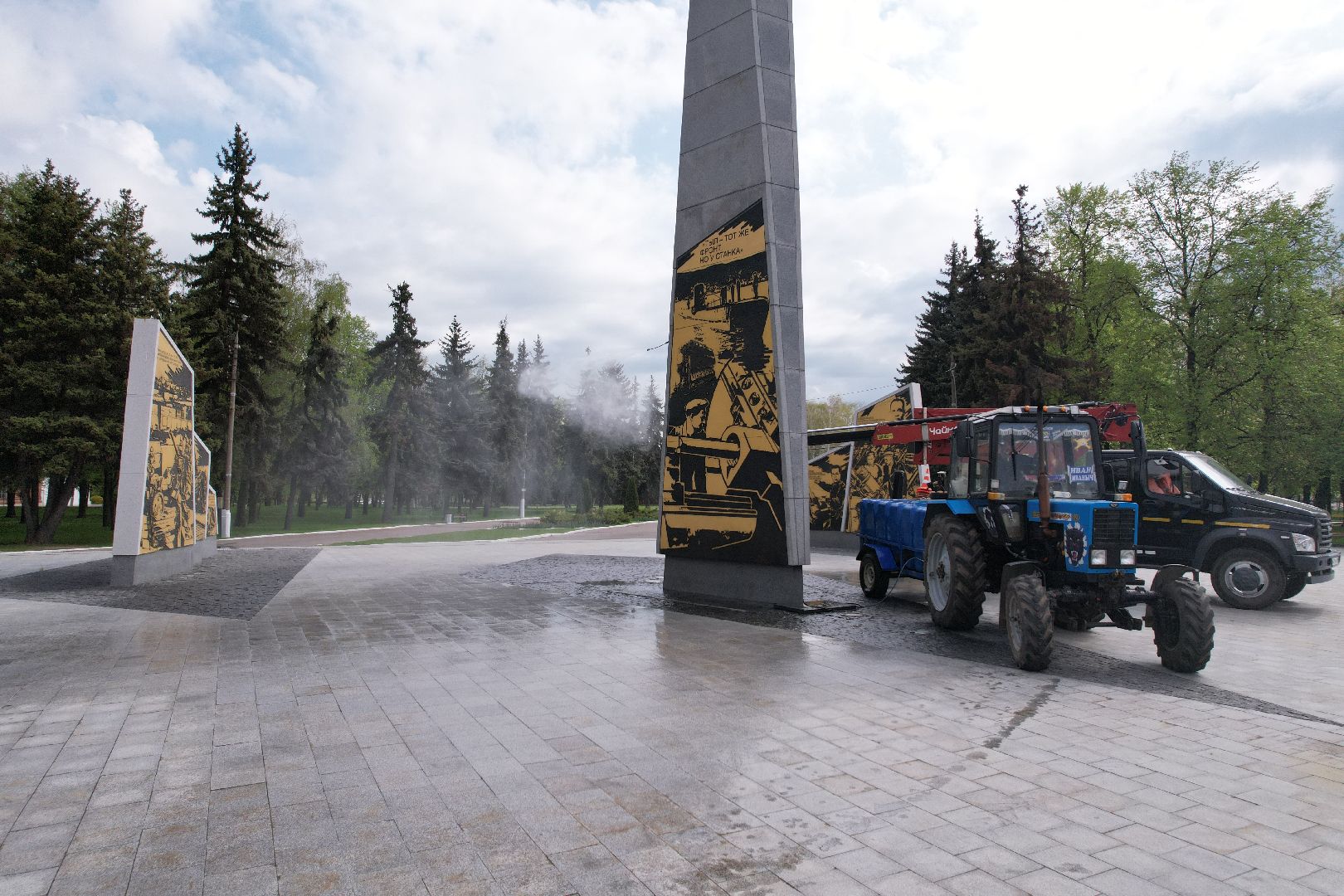 видео с коптера, стела город трудовой доблести, мемориальный парк коломны,