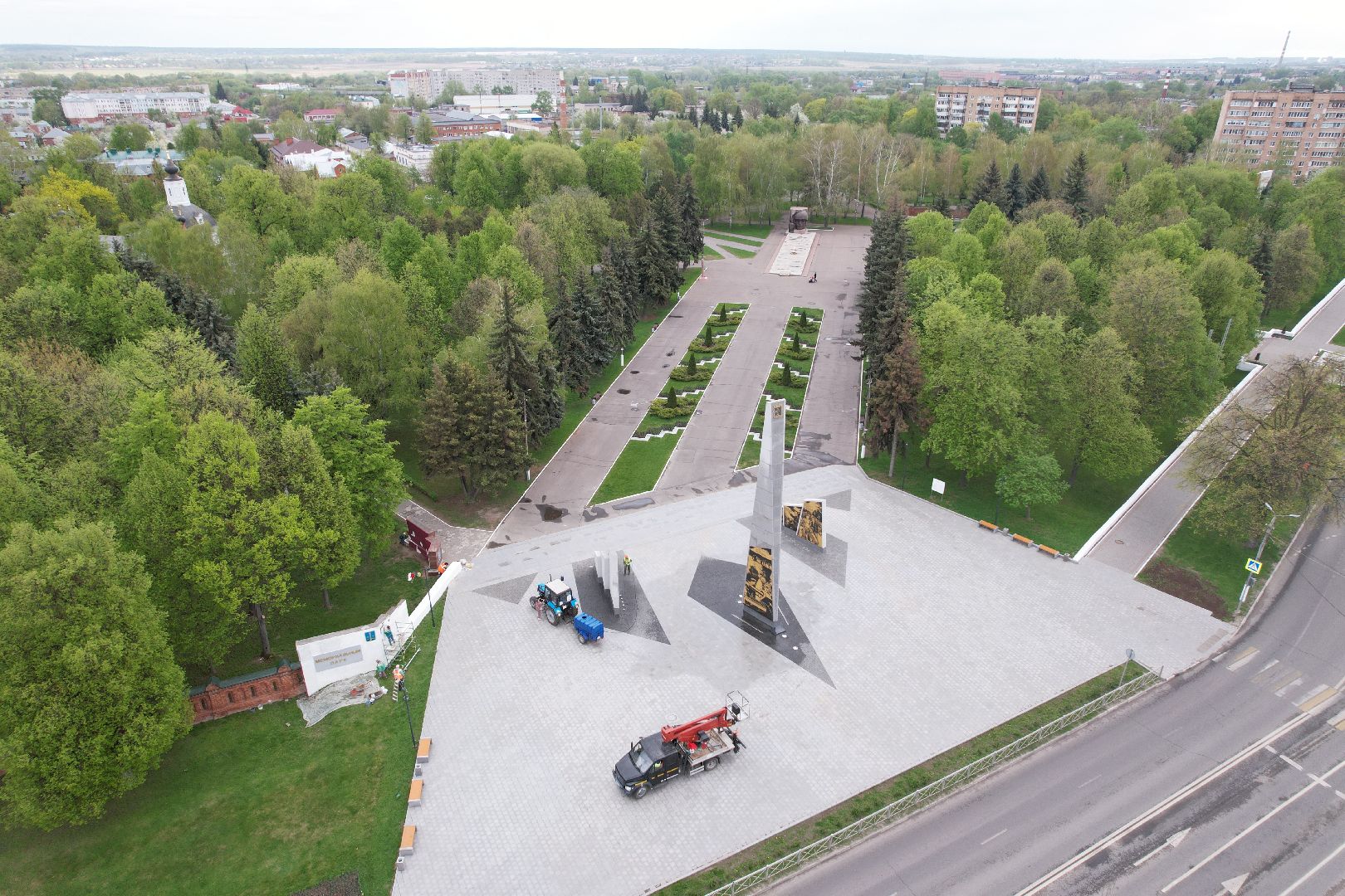 видео с коптера, стела город трудовой доблести, мемориальный парк коломны,