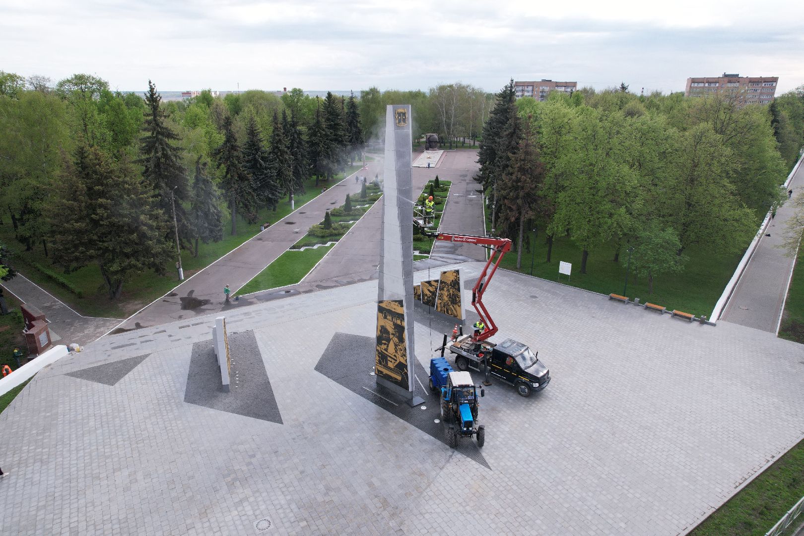видео с коптера, стела город трудовой доблести, мемориальный парк коломны,