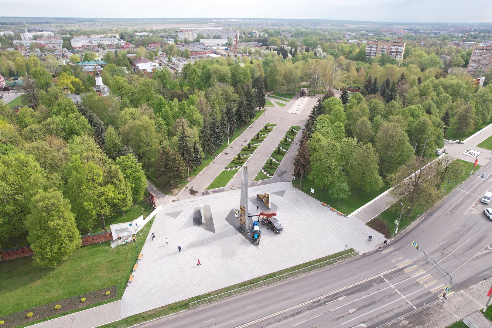видео с коптера, стела город трудовой доблести, мемориальный парк коломны,