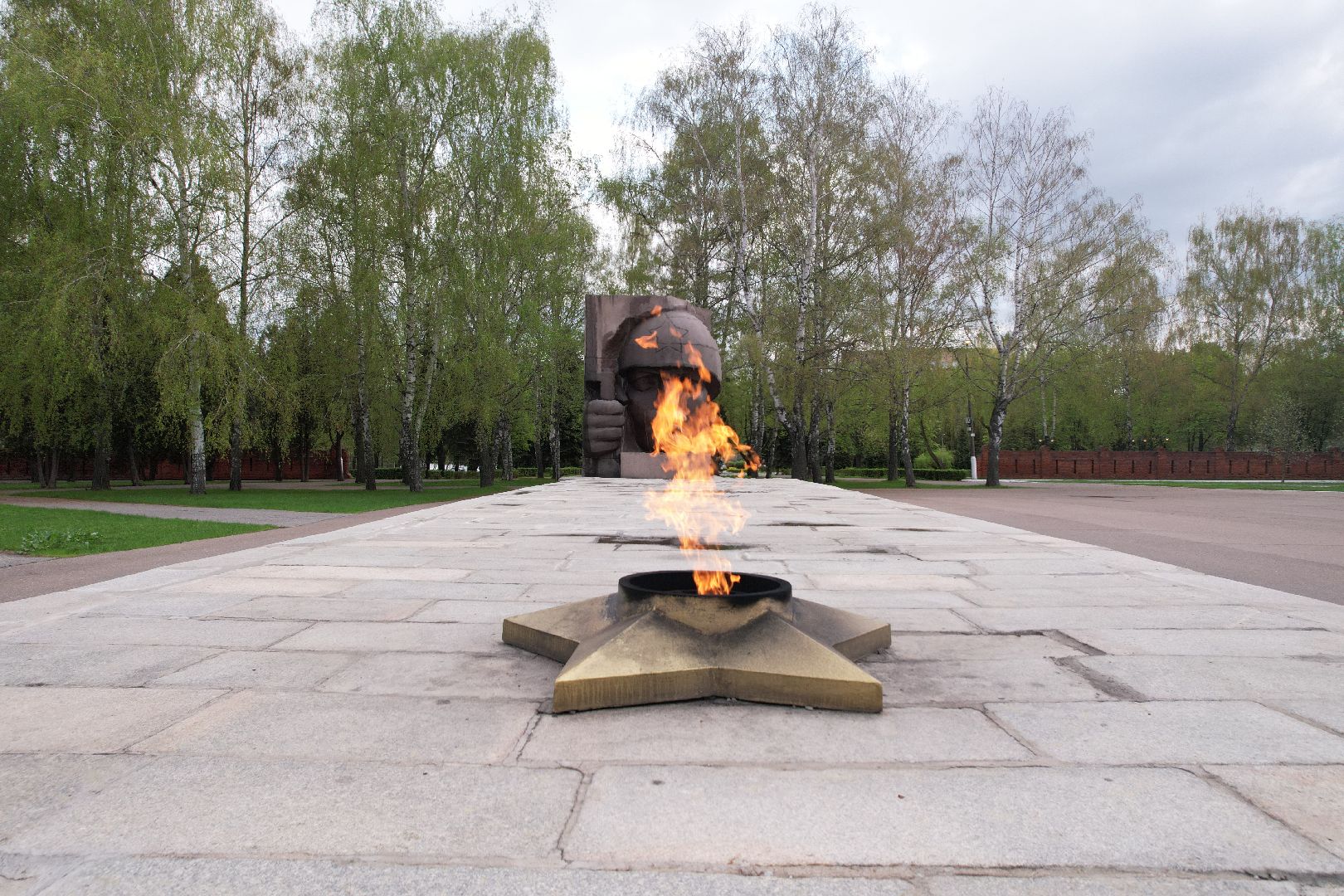 видео с коптера, стела город трудовой доблести, мемориальный парк коломны,